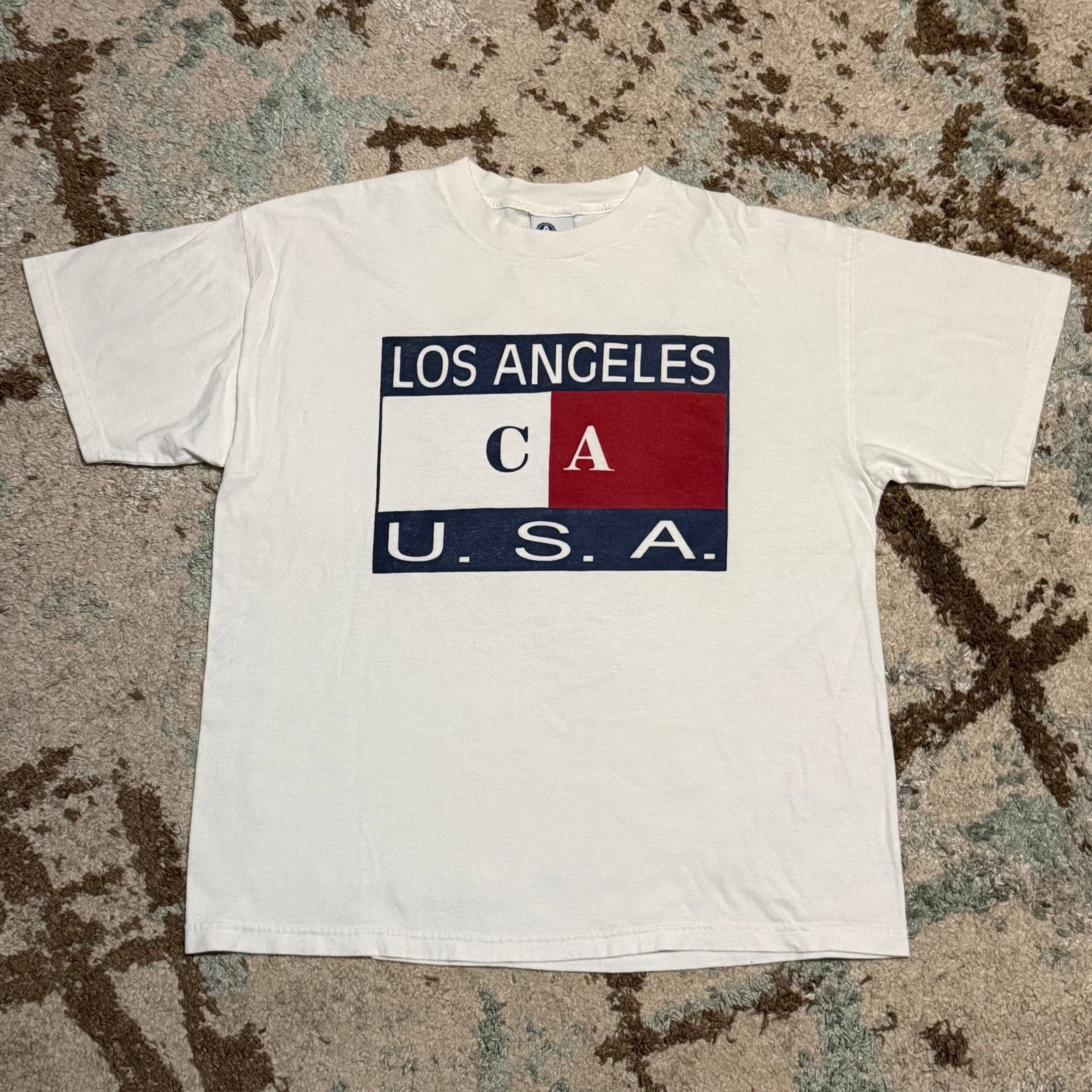 Tommy Hilfiger × Vintage Vintage Los Angeles CA Tommy Hilfiger Rip Shirt L/XL 90s Size US XL / EU 56 / 4 - 2 Thumbnail