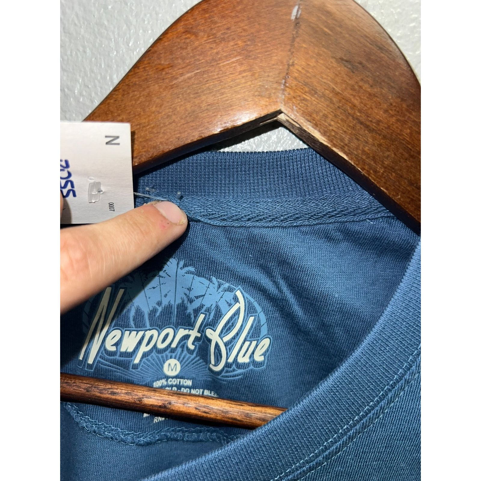 Vintage Happy Hour Beer Shirt Five O Clock Island Newport NWT Tee M Size US M / EU 48-50 / 2 - 5 Thumbnail