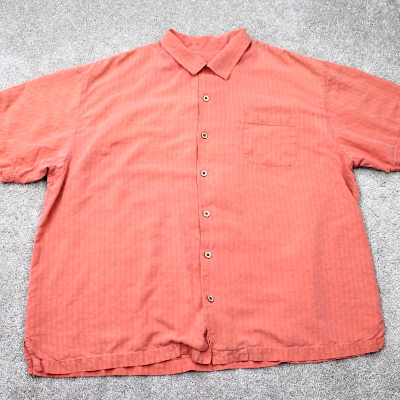 Tommy Bahama Tommy Bahama Camp Shirt Mens 2XL XXL Red Silk Short Sleeve Button-Up Casual Shirt Size US XXL / EU 58 / 5 - 2 Thumbnail