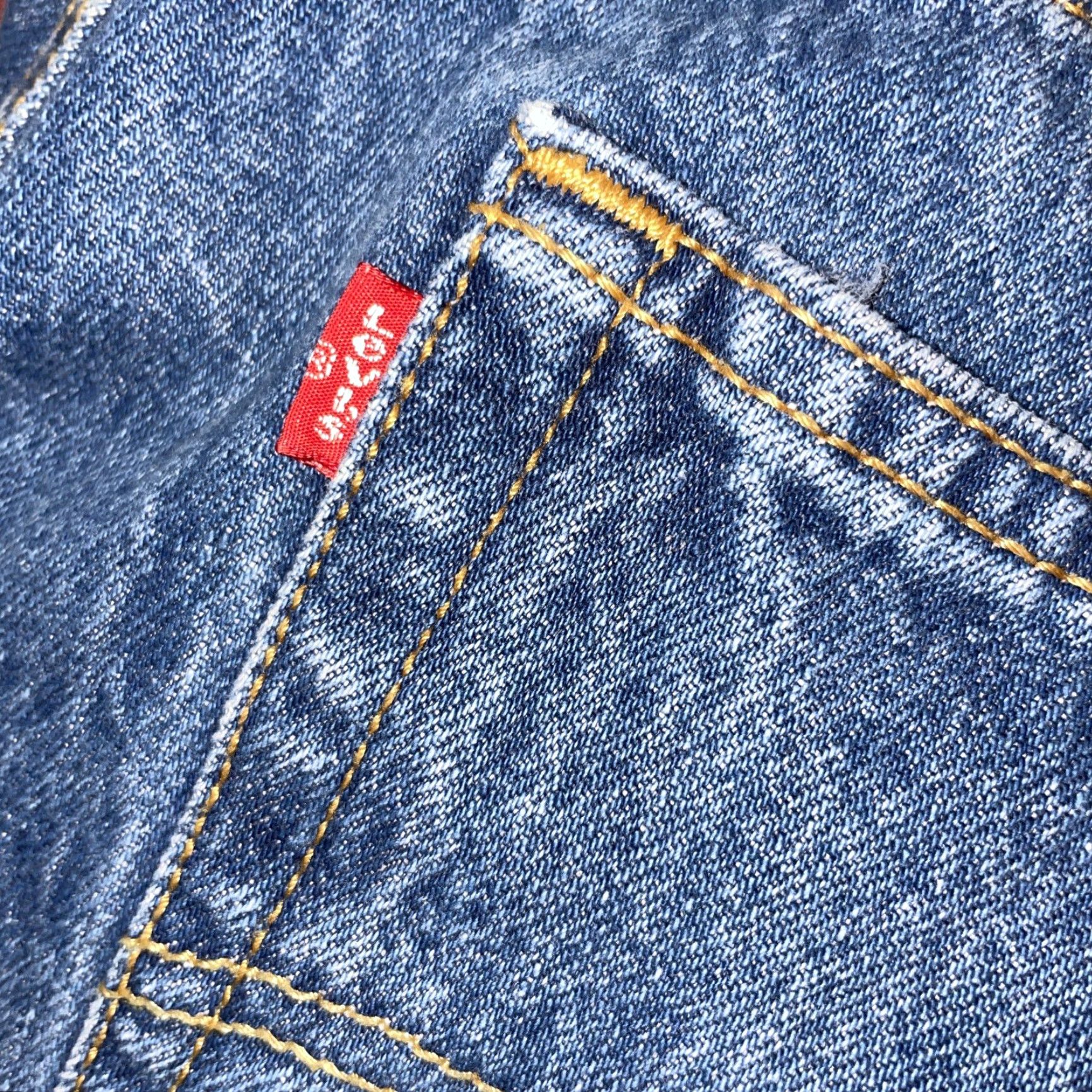 Levi's VINTAGE Levi’s 501 Jeans Blue Button Fly Straight Regular 30 Men 25in Inseam Men’s Jeans Blue 501 Size US 30 / EU 46 - 6 Thumbnail