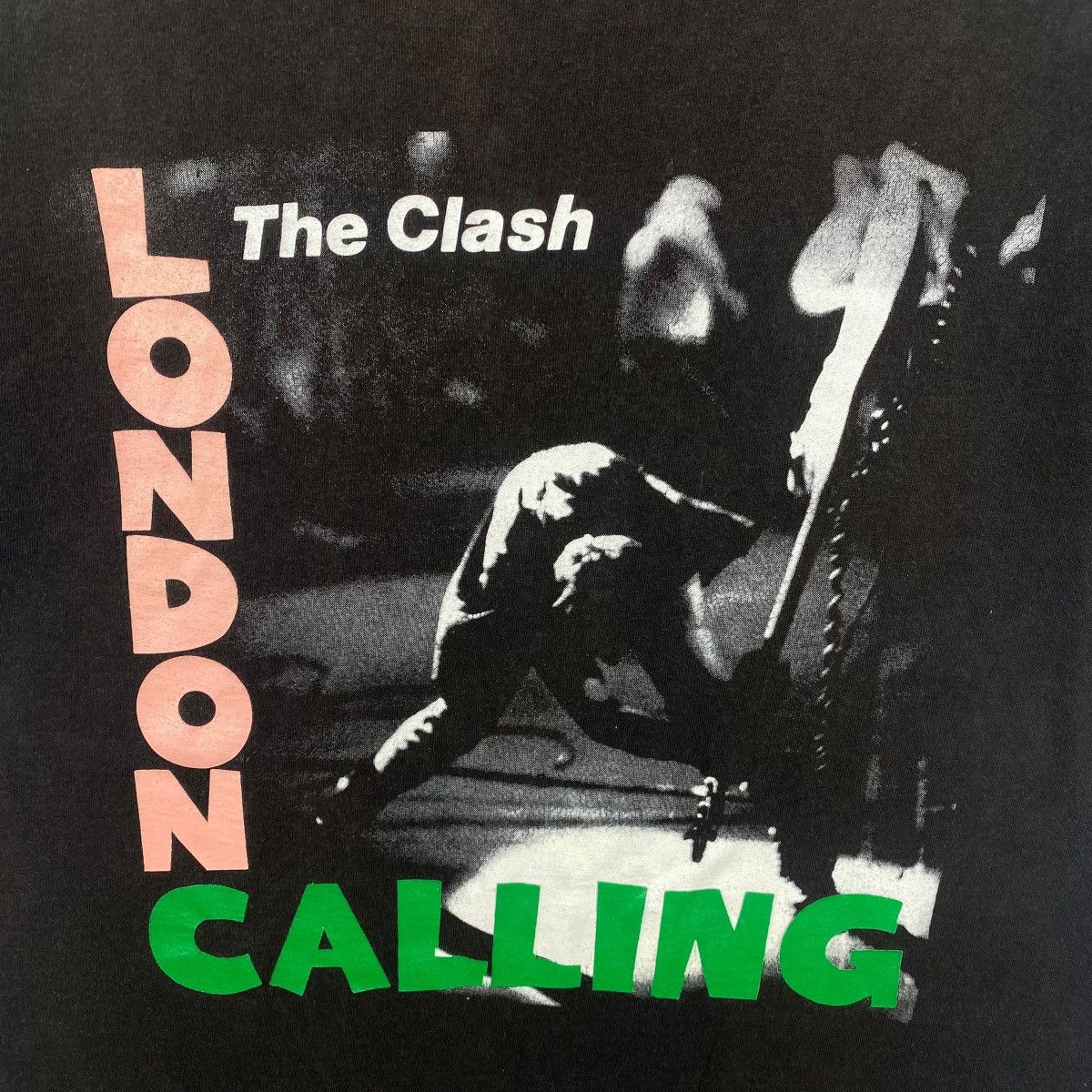 Band Tees Vintage 90s THE CLASH London Calling Band Tee Shirt Medium Size US M / EU 48-50 / 2 - 2 Thumbnail