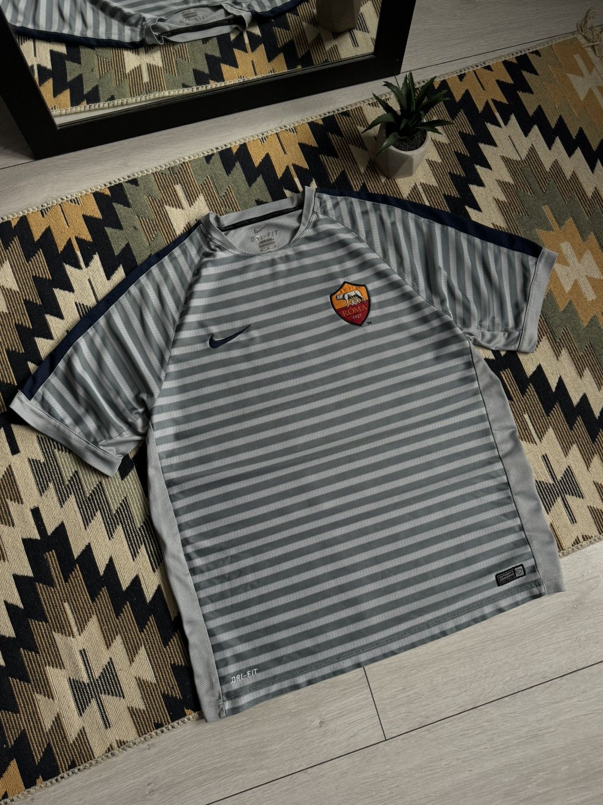 Nike Vintage Nike Roma 2014-15 Blockcore Soccer Jersey Size US M / EU 48-50 / 2 - 2 Thumbnail