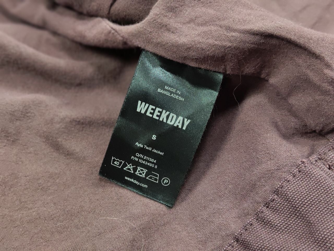 Weekday Weekday ayla twill Jacket Vintage Dark Fabric Faded Style Size US S / EU 44-46 / 1 - 21 Thumbnail