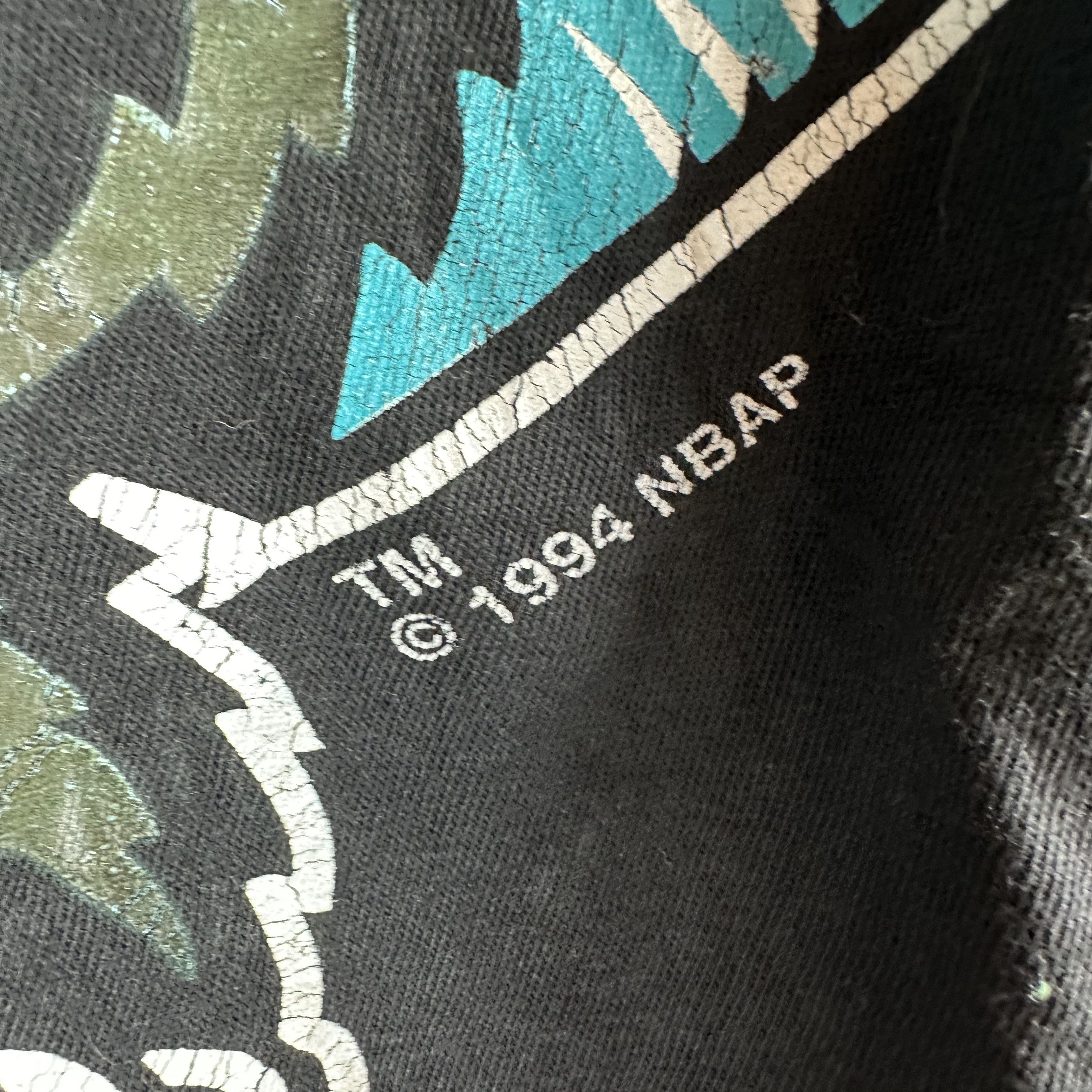 Vintage Vintage 1994 Vancouver Grizzlies NBA Starter XL T-Shirt Size US XL / EU 56 / 4 - 3 Thumbnail