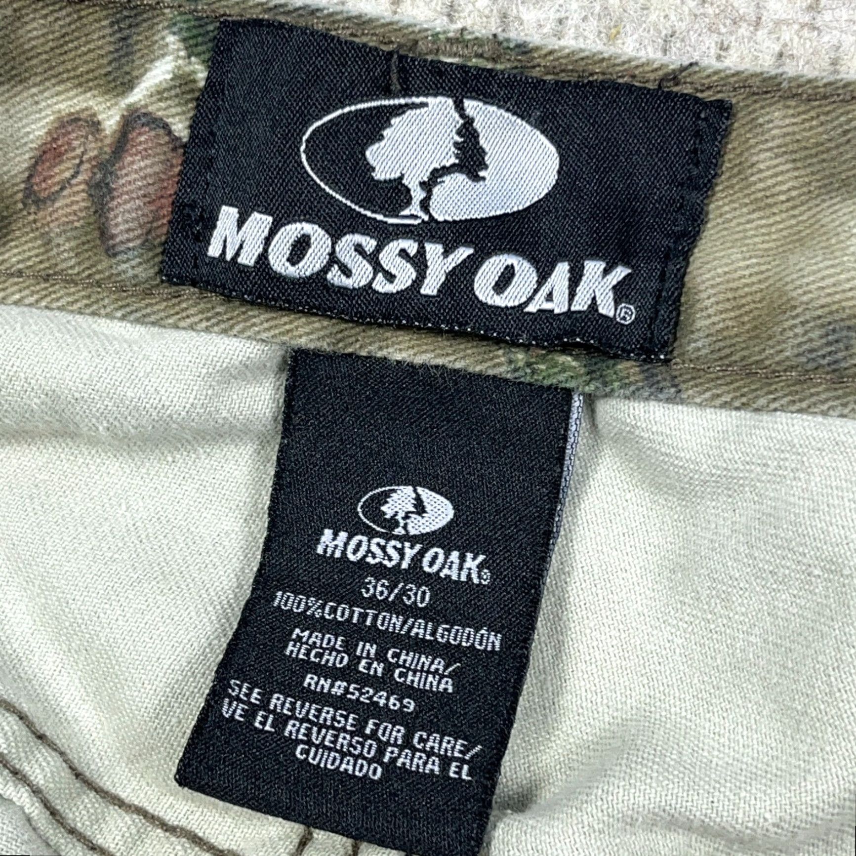 Vintage VINTAGE Mossy Oak Jeans Men 36x30 Straight Leg Denim Camouflage 5-Pocket Regular Green Casual Pants Mens Size US 36 / EU 52 - 3 Thumbnail