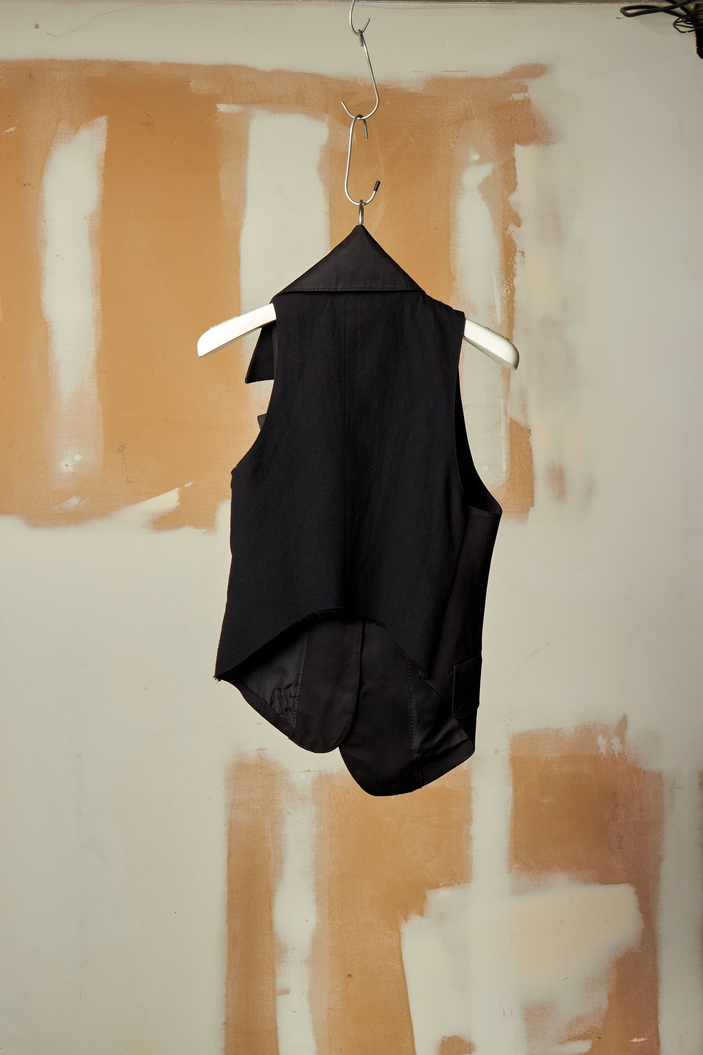 If Six Was Nine VAMPIRE BLACK ASYMMETRICAL VEST Size US XS / EU 42 / 0 - 2 Thumbnail