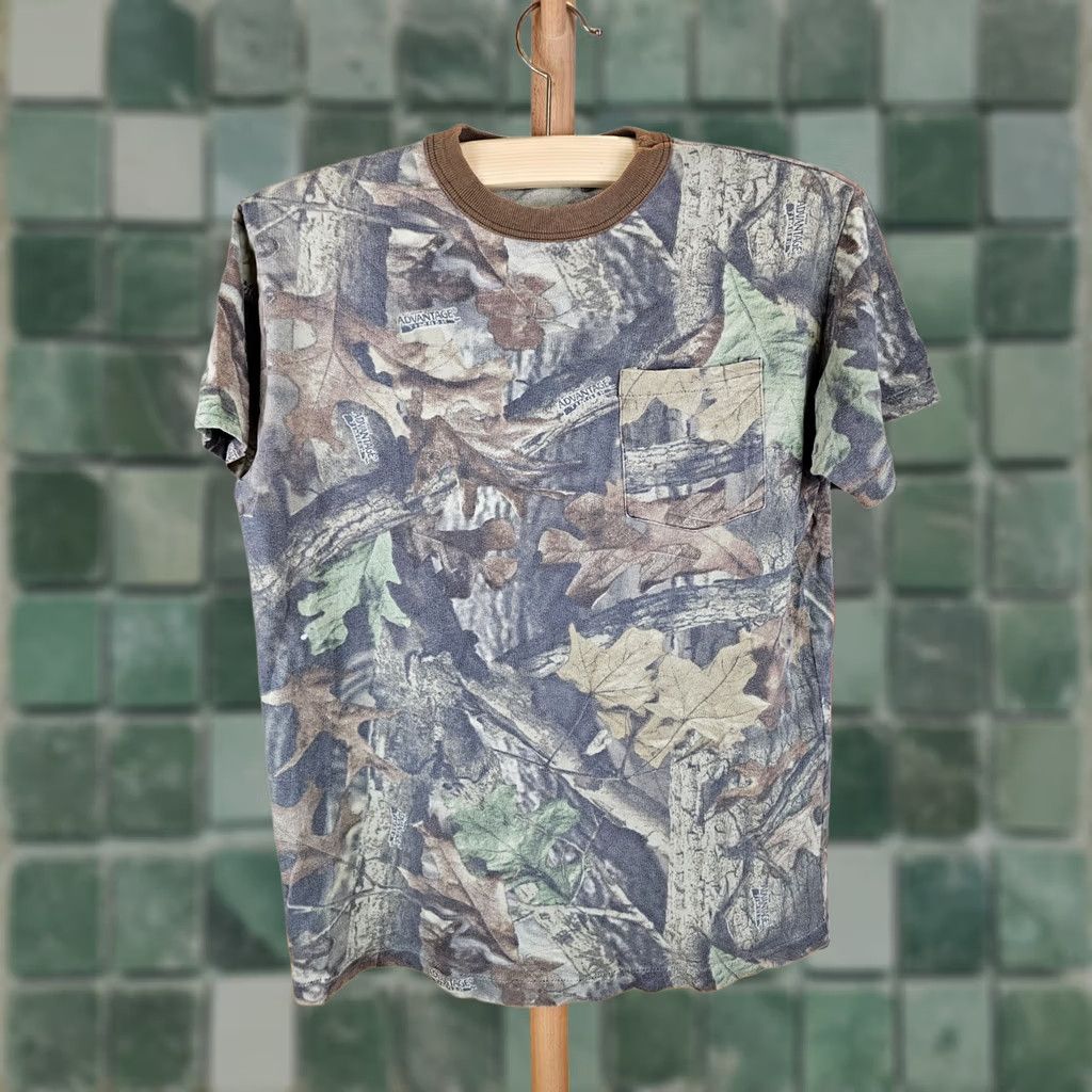 Vintage VINTAGE SPARTAN CAMOUFLAGE T-SHIRT SZ S/M MADE IN USA REAL TREE SINGLE STITCH Size US M / EU 48-50 / 2 - 1 Thumbnail