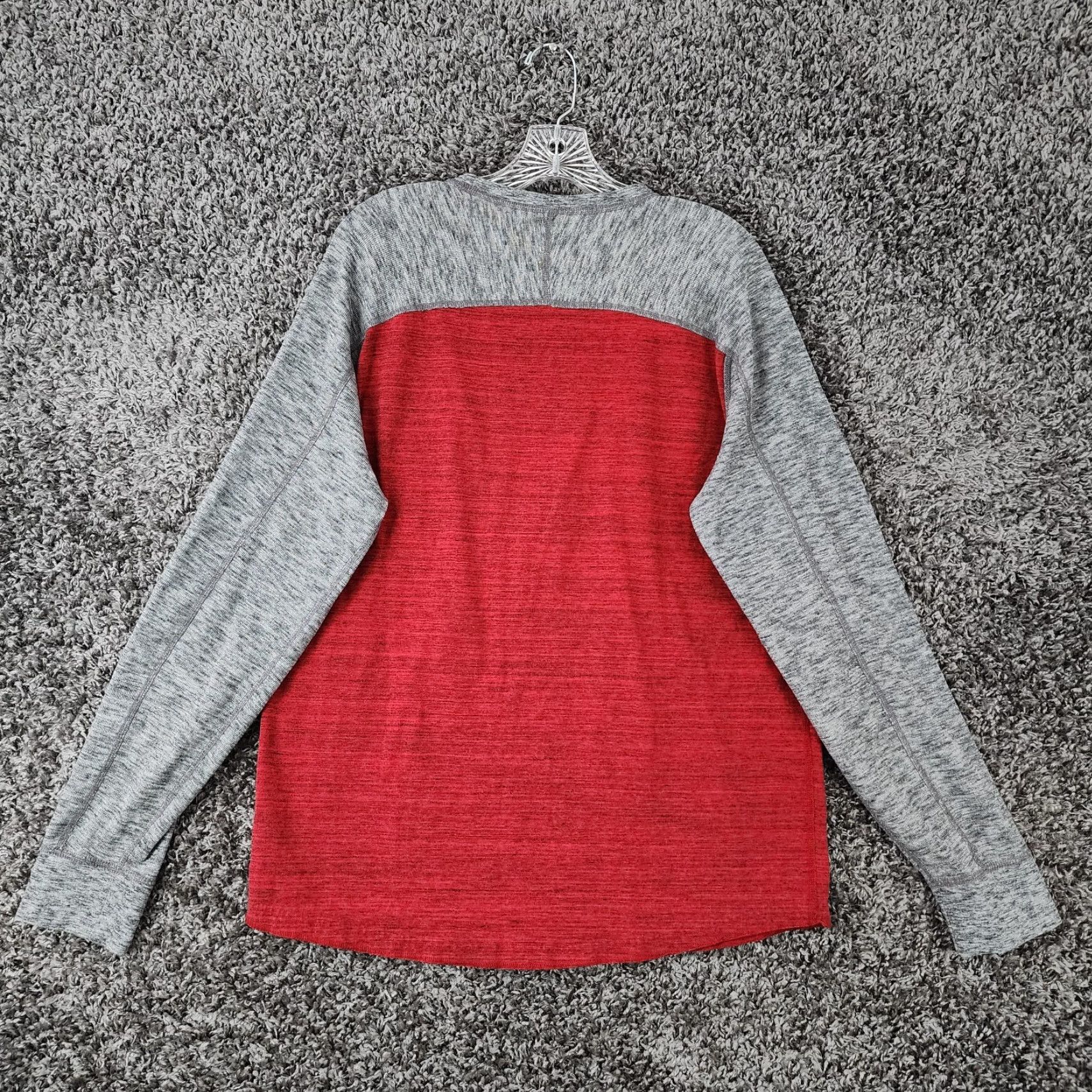 American Eagle Outfitters VINTAGE? No. American Eagle Shirt Mens Long Sleeve Tee Size L Red Gray Heathered Size US L / EU 52-54 / 3 - 5 Thumbnail