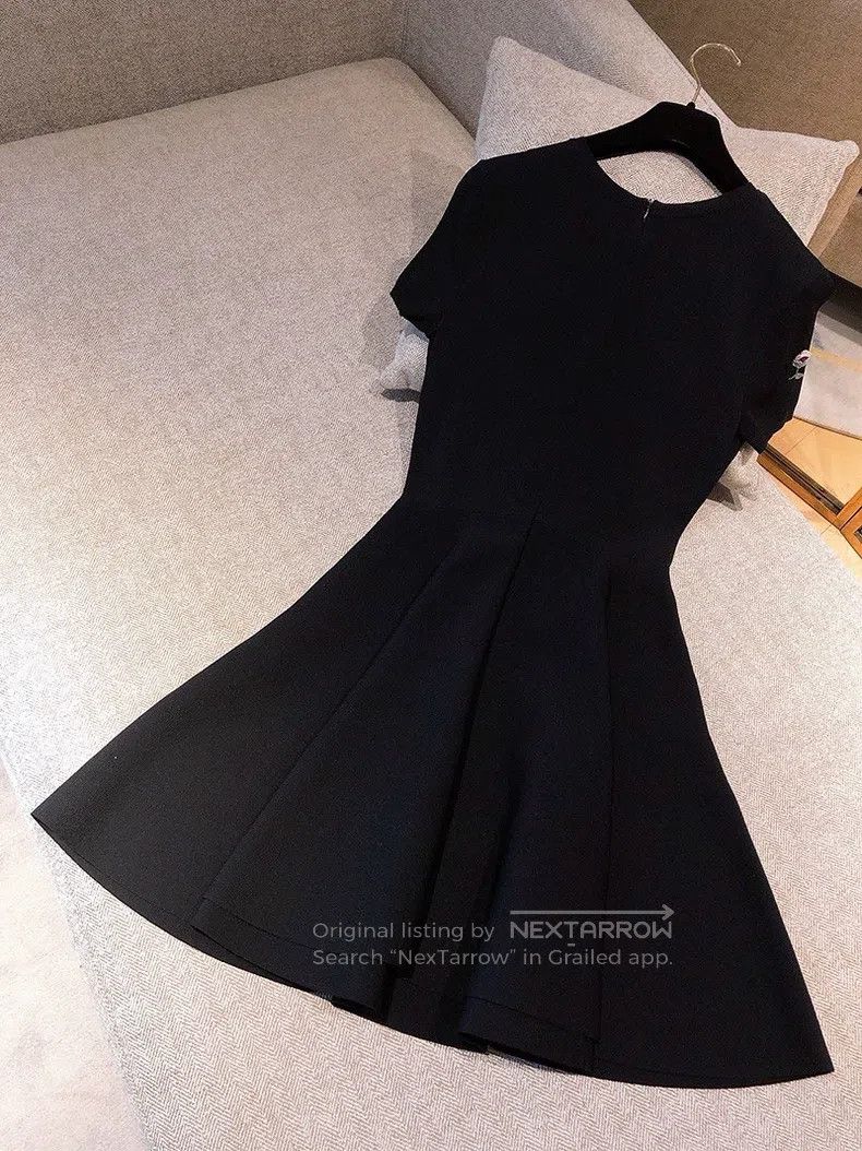 Valentino Valentino Knitted dress embroidered with beaded flowers Size S / US 4 / IT 40 - 2 Thumbnail