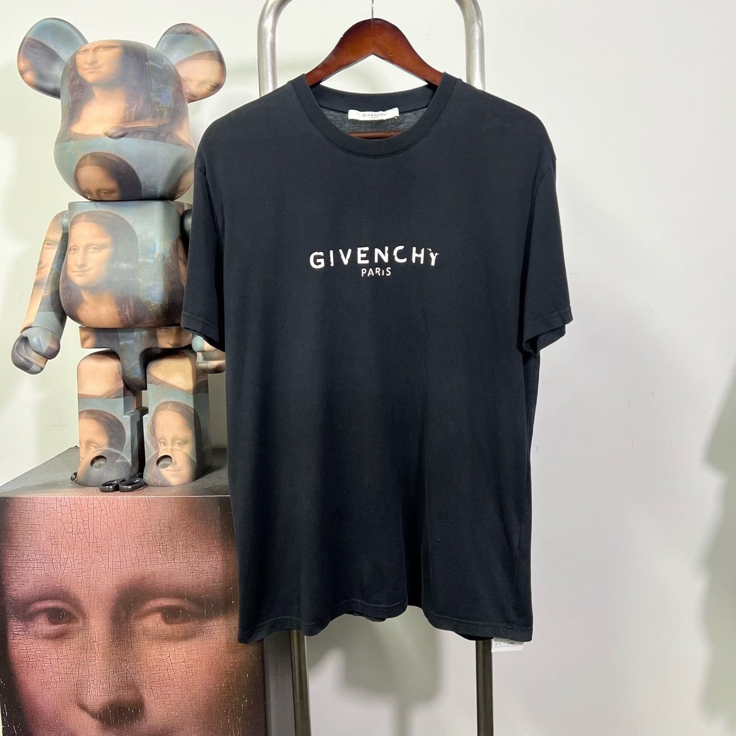 Givenchy Givenchy Retro T-Shirt s Men Size US S / EU 44-46 / 1 - 1 Thumbnail