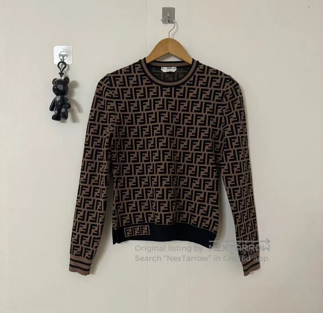Fendi Fendi Brown Monogram Long Sleeve Sweater. Size M / US 6-8 / IT 42-44 - 1 Thumbnail