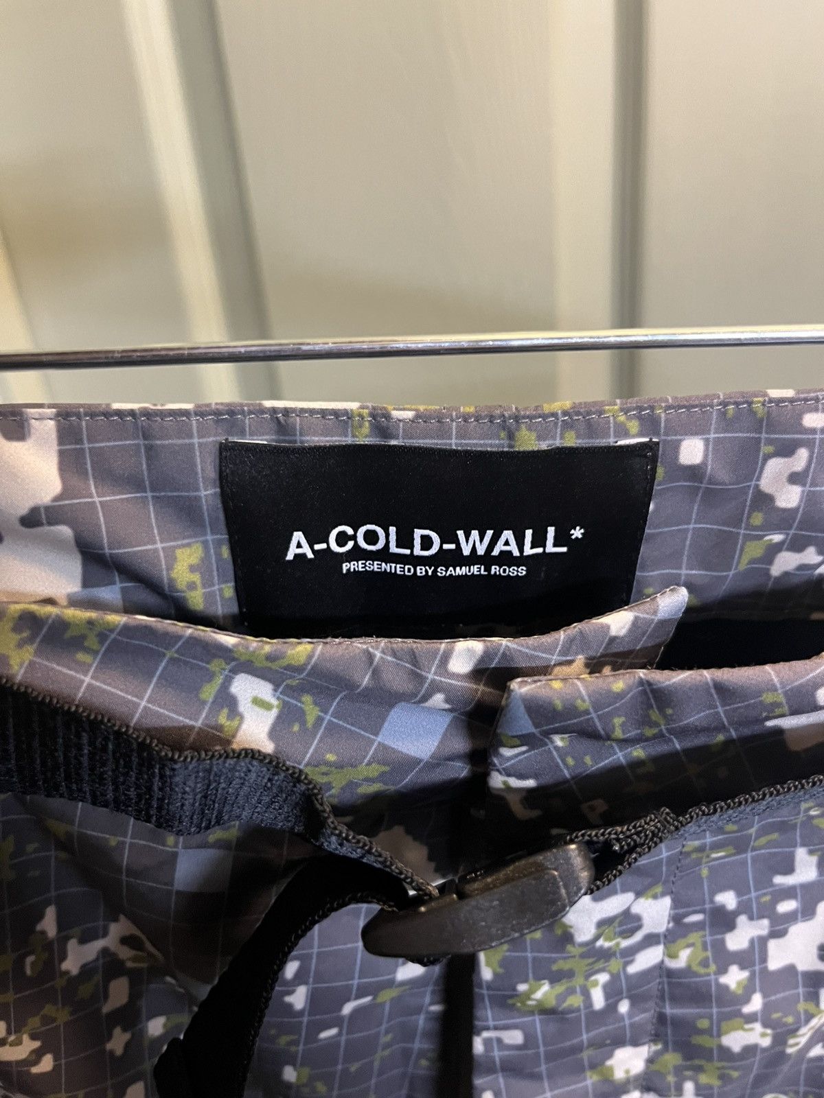 A-COLD-WALL* A Cold Wall grey/green digi camo nylon pants Size US 30 / EU 46 - 4 Thumbnail