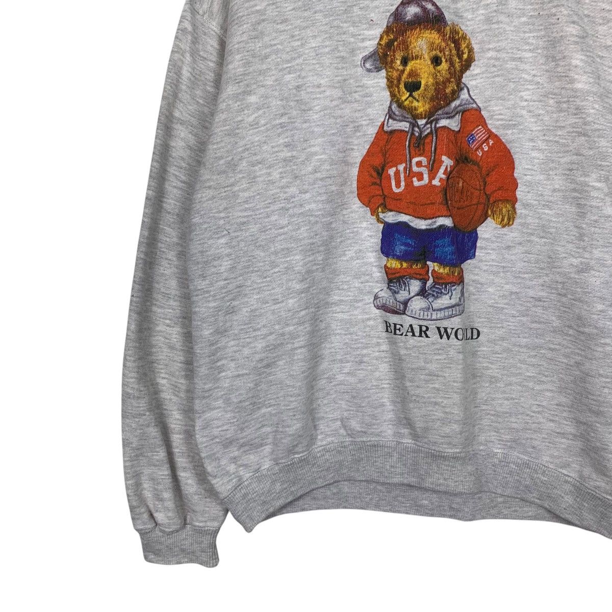 Japanese Brand BEAR WORLD Graphics Printed Crewneck Sweatshirt #2046-C89 Size US M / EU 48-50 / 2 - 3 Thumbnail
