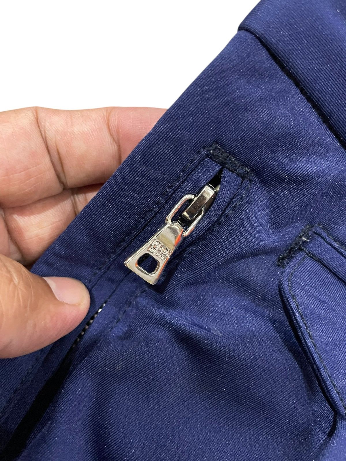 Prada Prada Super Comfort Luxury Destroyed Broken Zipper Shorts Size US 38 / EU 54 - 14 Thumbnail
