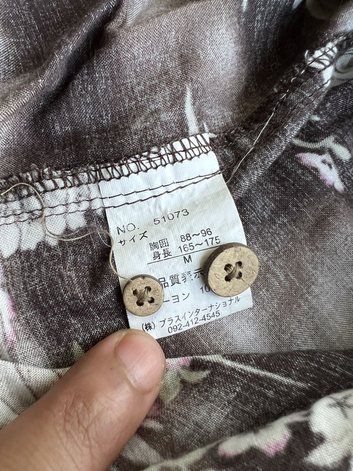 Sun Surf PROTOTYPE Japanese Crane Bird with Sakura Rayon Hawaii Shirt Size US S / EU 44-46 / 1 - 8 Thumbnail