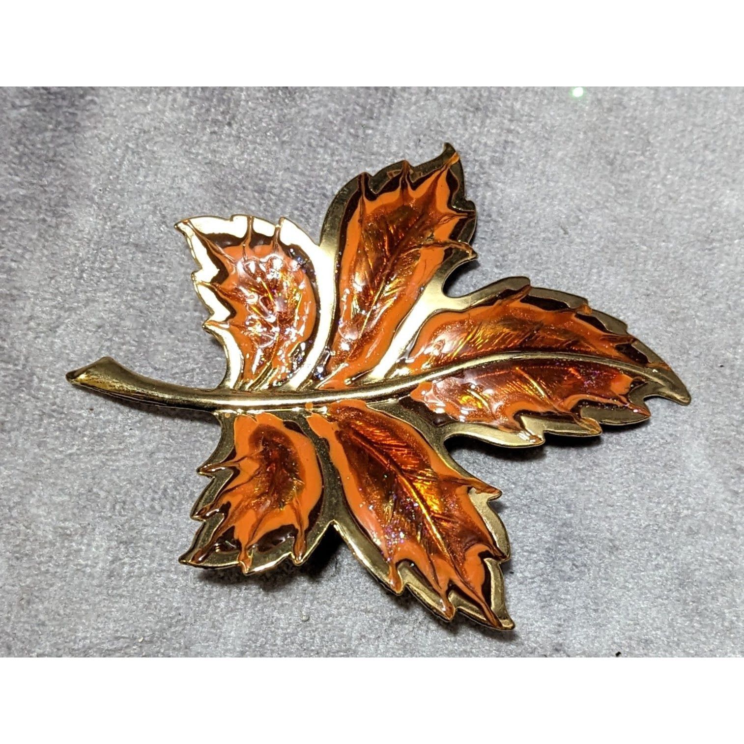 Other Gold Tone Orange Enamel Glitter Leaf Brooch Size ONE SIZE - 4 Thumbnail