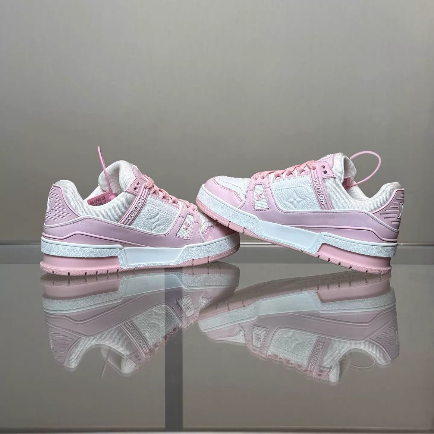 Louis Vuitton LV Trainer 25 White & Pink 36 98 DM1963 Size US 5.5 / IT 35.5 - 6 Thumbnail