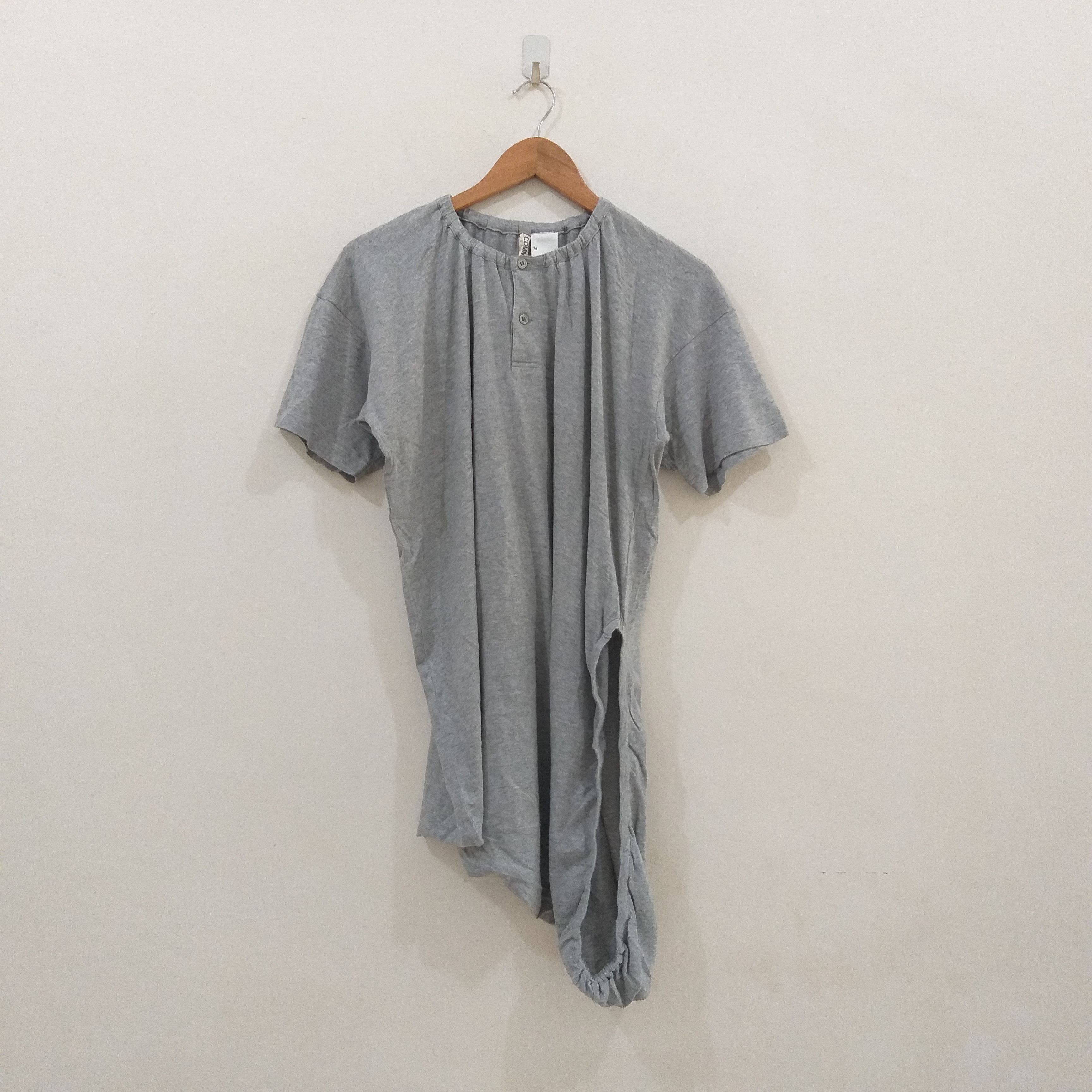 Comme des Garcons Vintage Comme des Garcons Tshirt Size M / US 6-8 / IT 42-44 - 1 Thumbnail