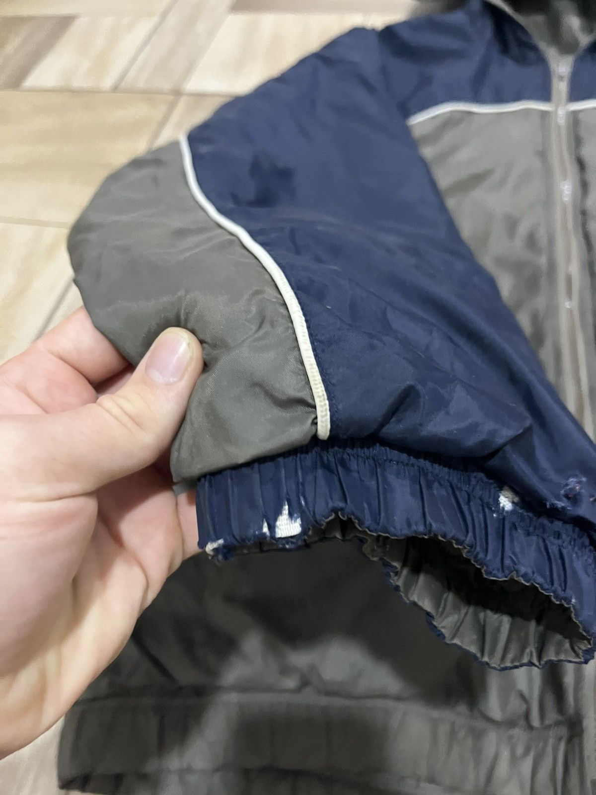Nike The two jackets shown in the images are both from Nike Size US XXL / EU 58 / 5 - 4 Thumbnail