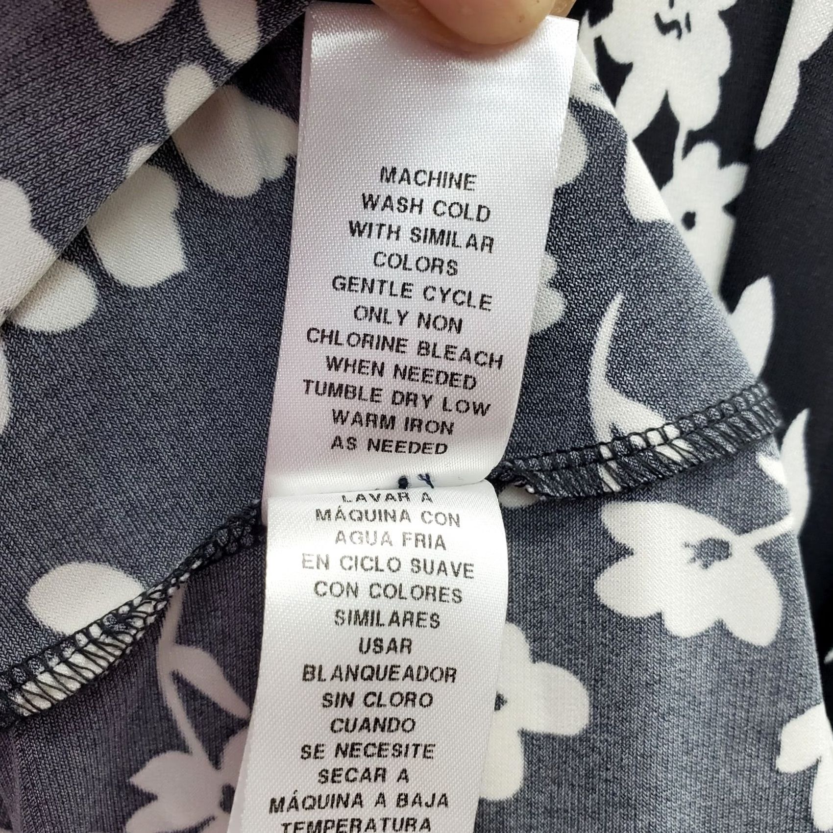 Vintage London Times Dress Women 2X Multi Floral Stretch Sleeveless Pullover Fit & Flare V-Neck Casual Knee Length Size XXL / US 16-18 / IT 52-54 - 7 Thumbnail