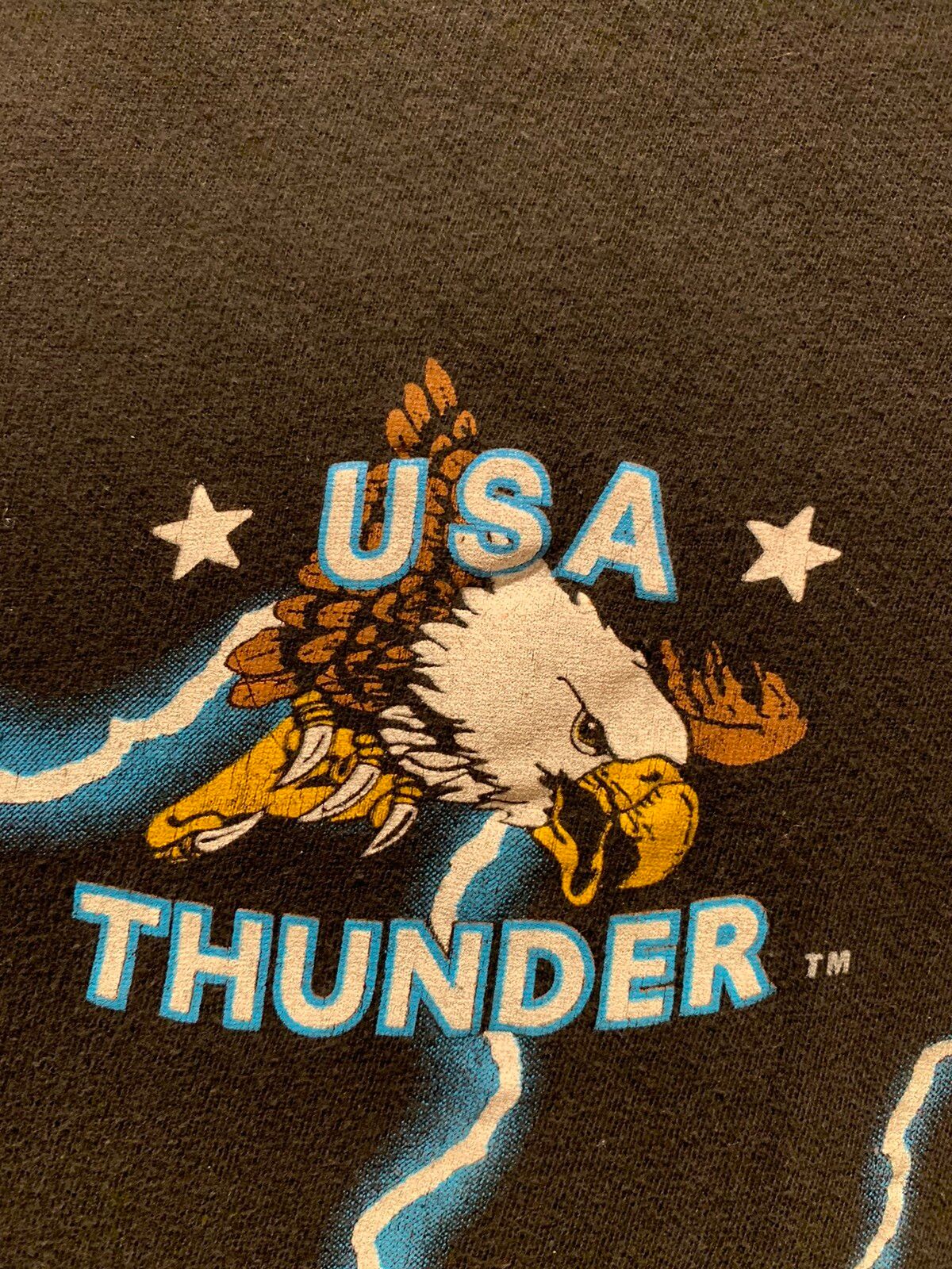 Vintage RARE* Vintage American USA Thunder Wolf Strong Survive Shirt Size US L / EU 52-54 / 3 - 5 Thumbnail