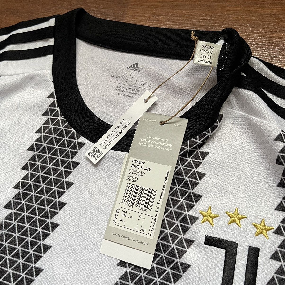 Adidas JUVENTUS ADIDAS 2022/2023 FOOTBALL HOME JERSEY #22 DI MARIA Size US L / EU 52-54 / 3 - 7 Thumbnail