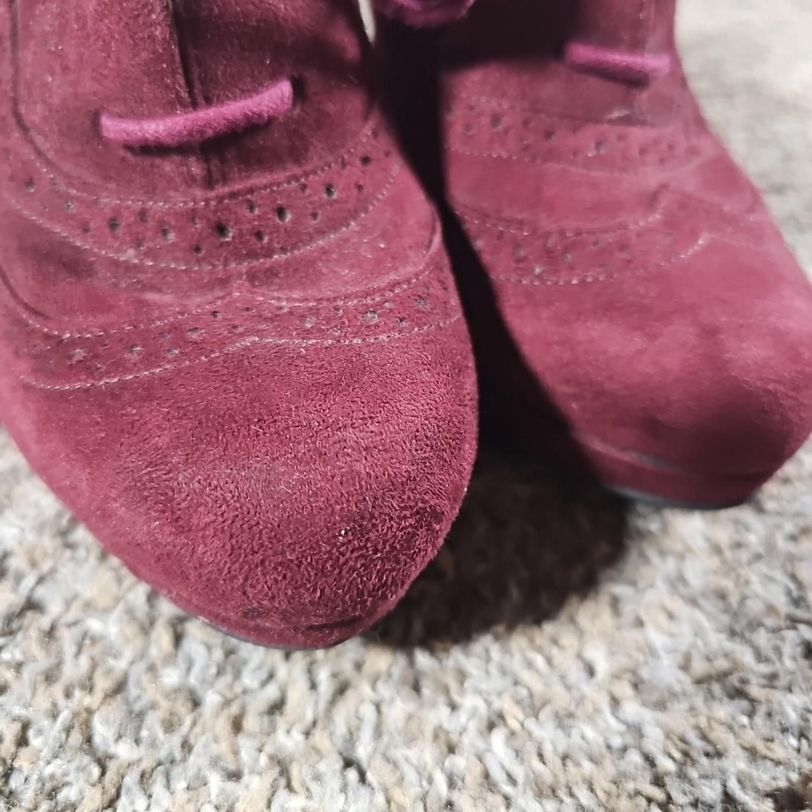 Finisterre fioni Burgundy wingtip heels sz 8 Size US 8 / IT 38 - 3 Thumbnail