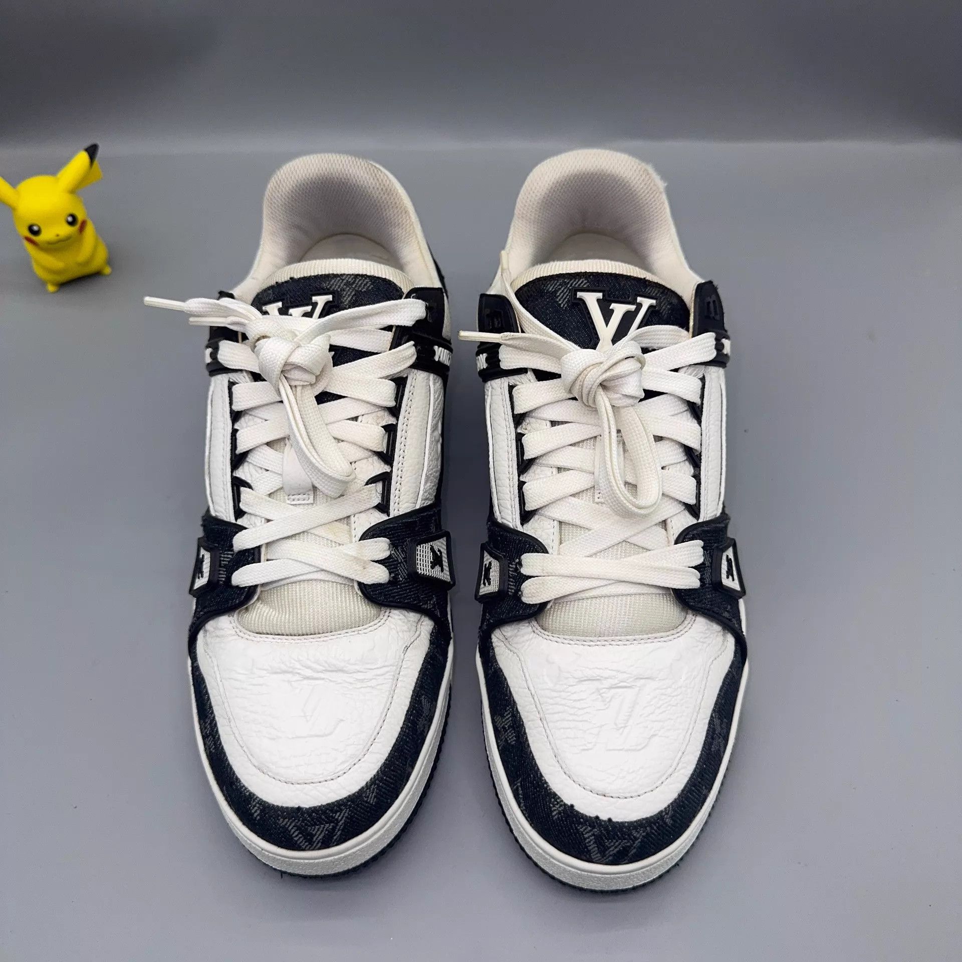Louis Vuitton LOUIS VUITTON Trainer Panda White/Black 39.5 Size US 6.5 / EU 39-40 - 2 Thumbnail