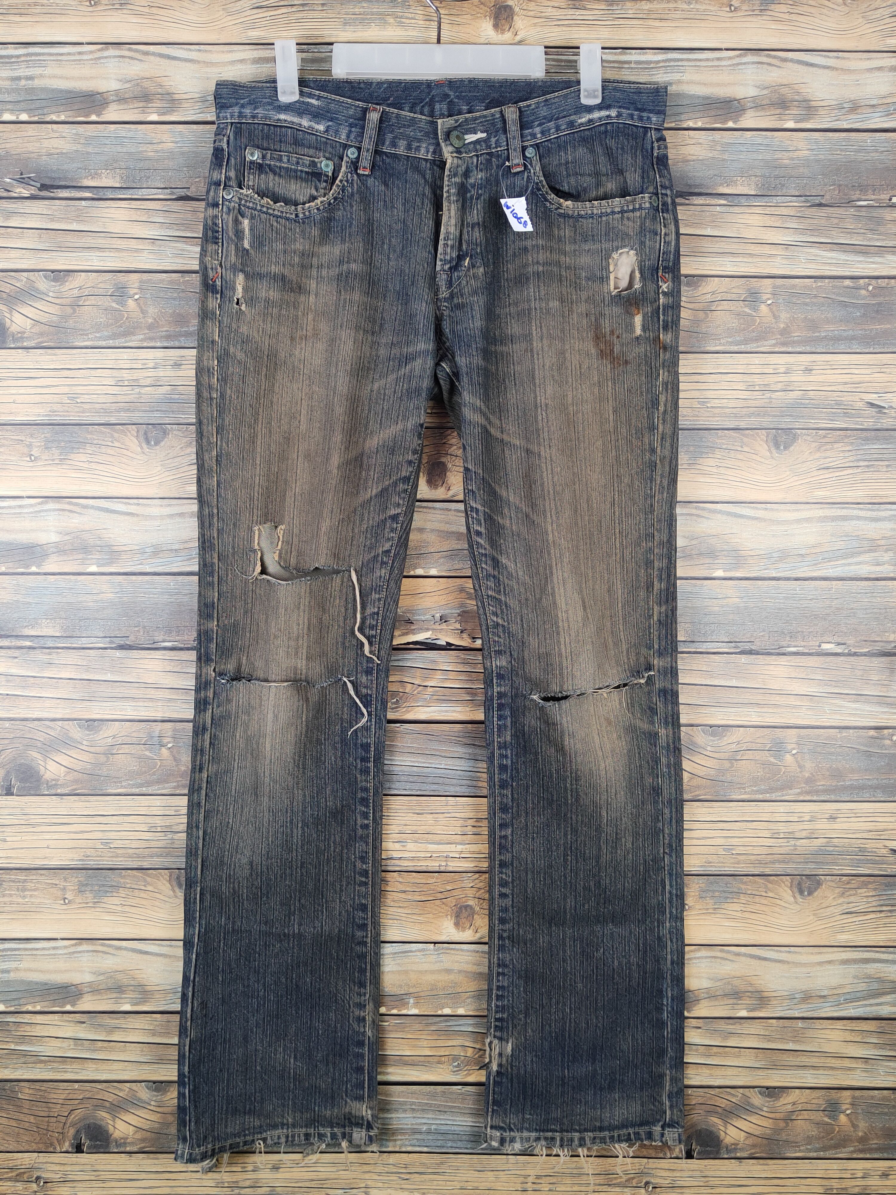 Japanese Brand Uniqlo Dark Blue Distressed Ripped Jeans #W1068 Size US 31 - 1 Thumbnail