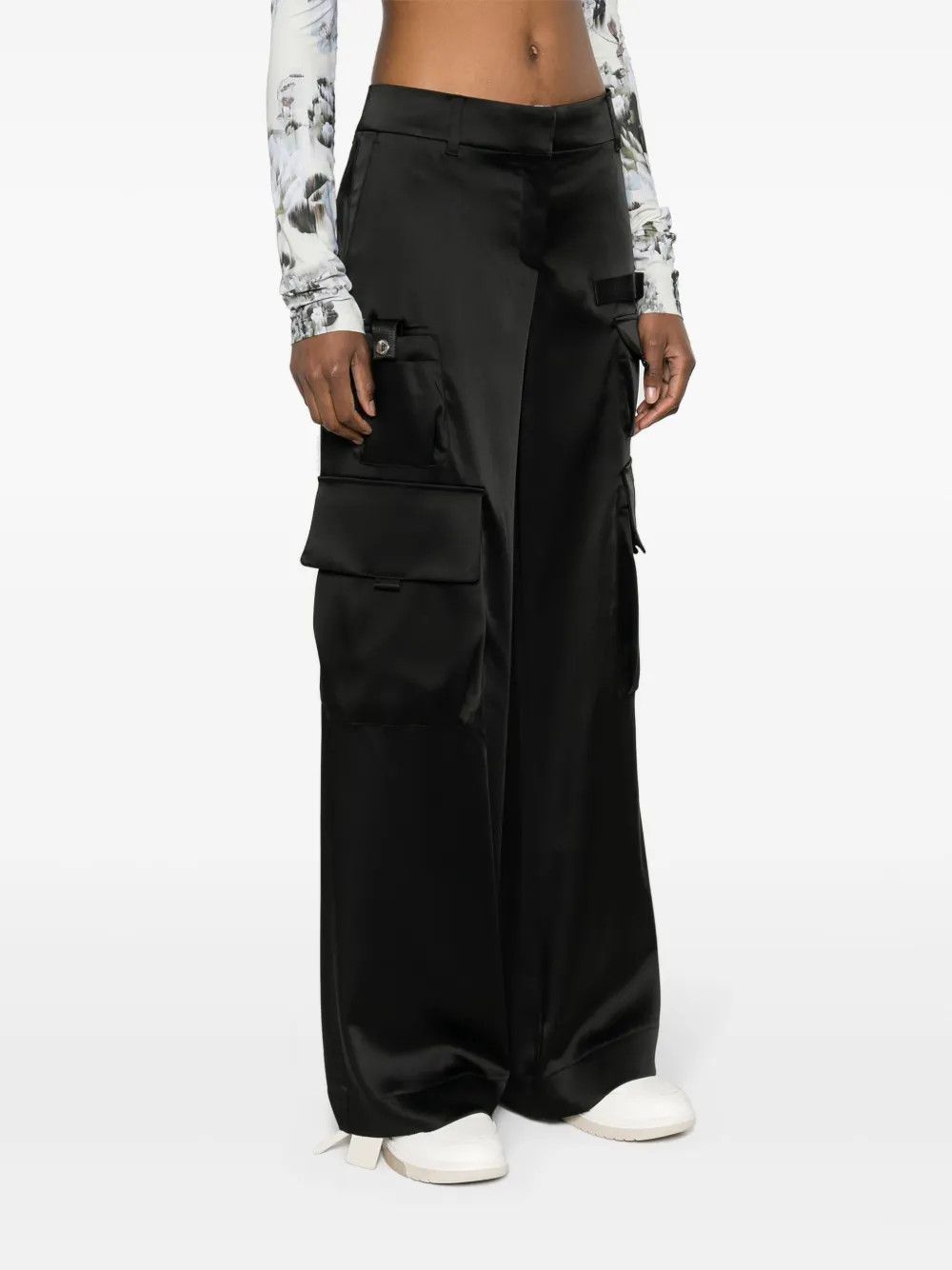 Off-White o1y1225 Cargo Pant in Black Size 26" / US 2 / IT 38 - 3 Thumbnail