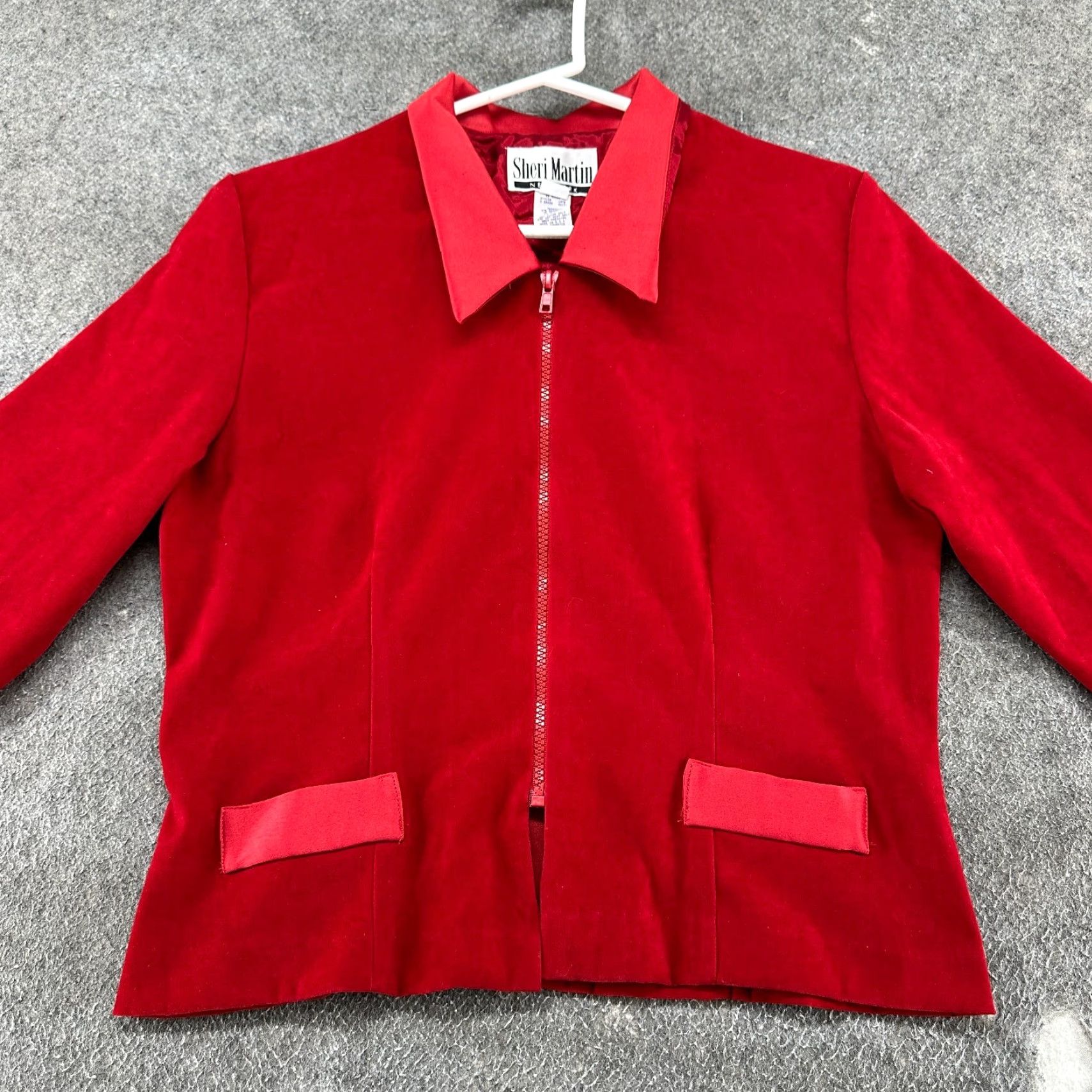 Velour VINTAGE Sheri Martin Jacket Womens 12 Red Cropped Boxy Full Zip Velour USA 90s Size XL / US 12-14 / IT 48-50 - 4 Thumbnail