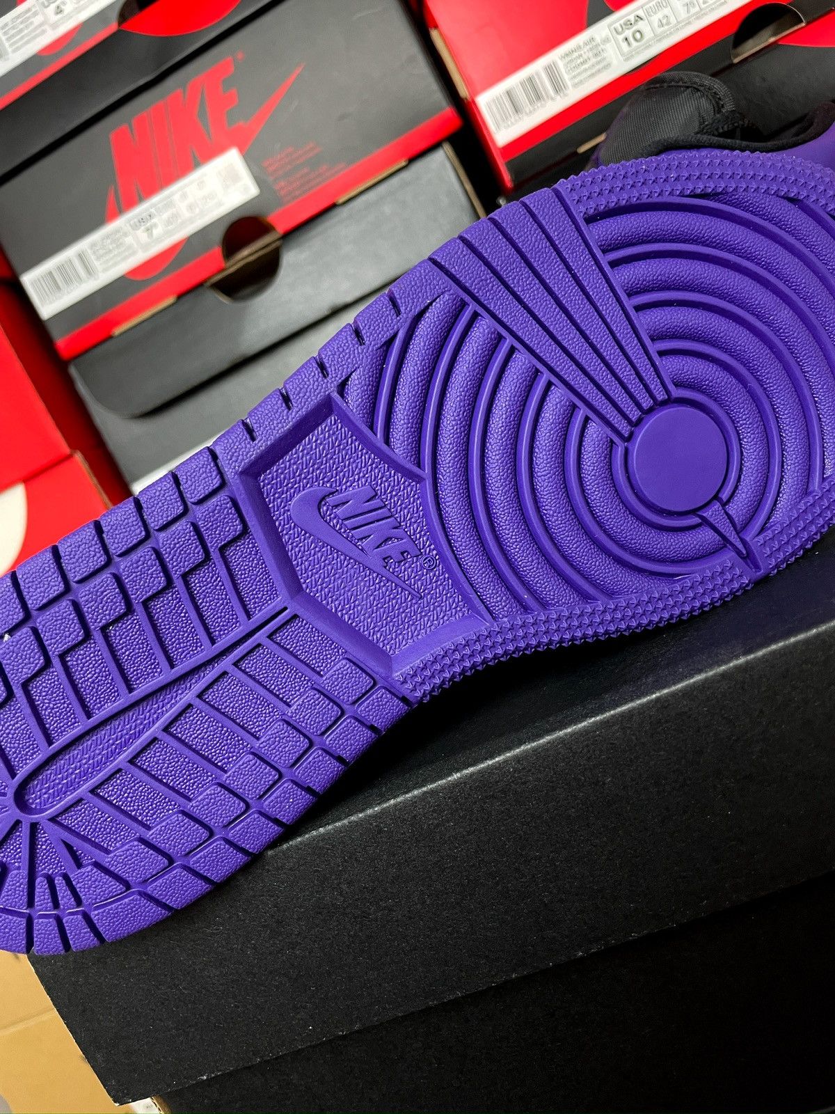 Jordan Brand Jordan 1 Low 'Court Purple' Size US 5.5 / IT 35.5 - 4 Thumbnail