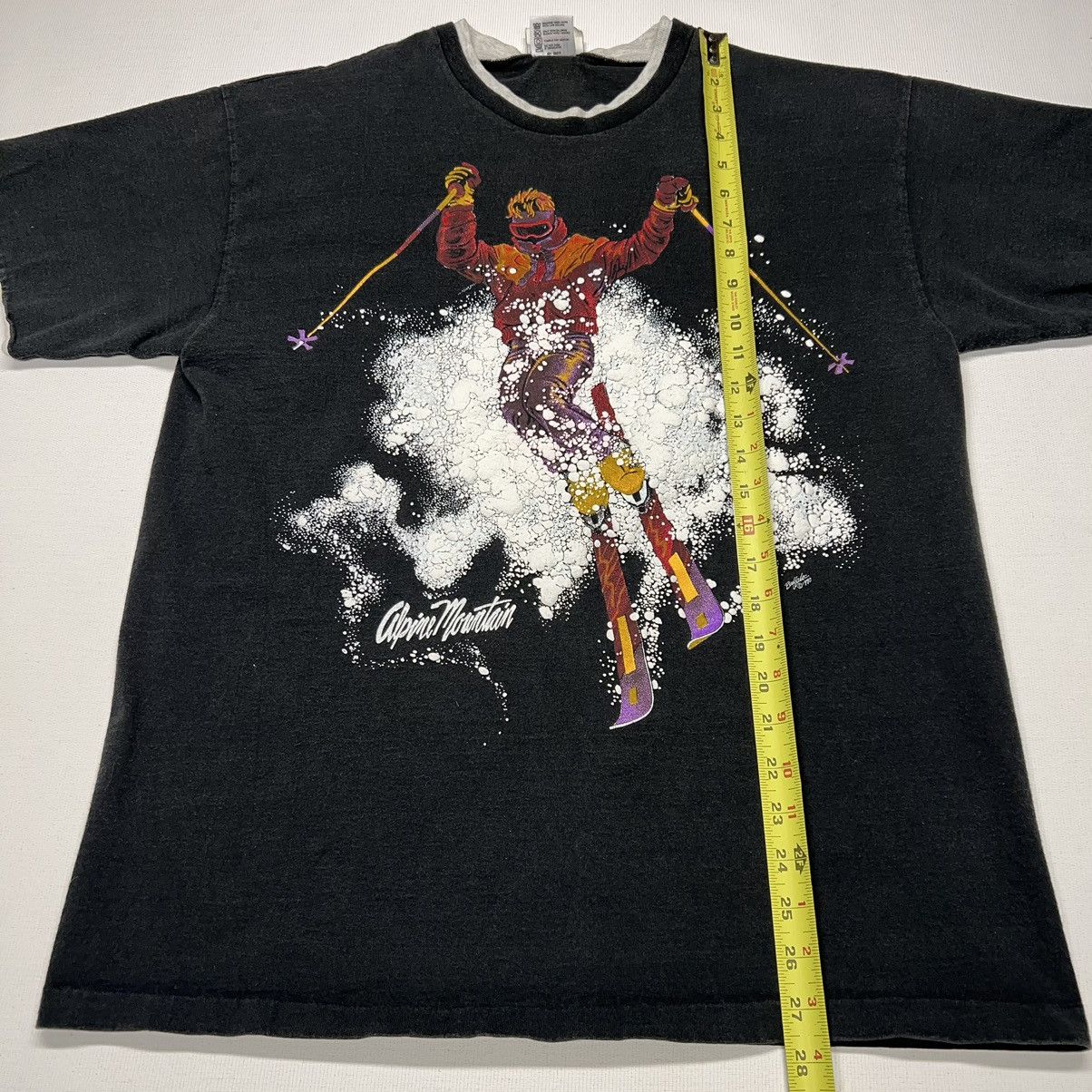 Vintage VTG Double Layer Tee Shirt Black Apine Mountain Puff Print Size US L / EU 52-54 / 3 - 18 Thumbnail