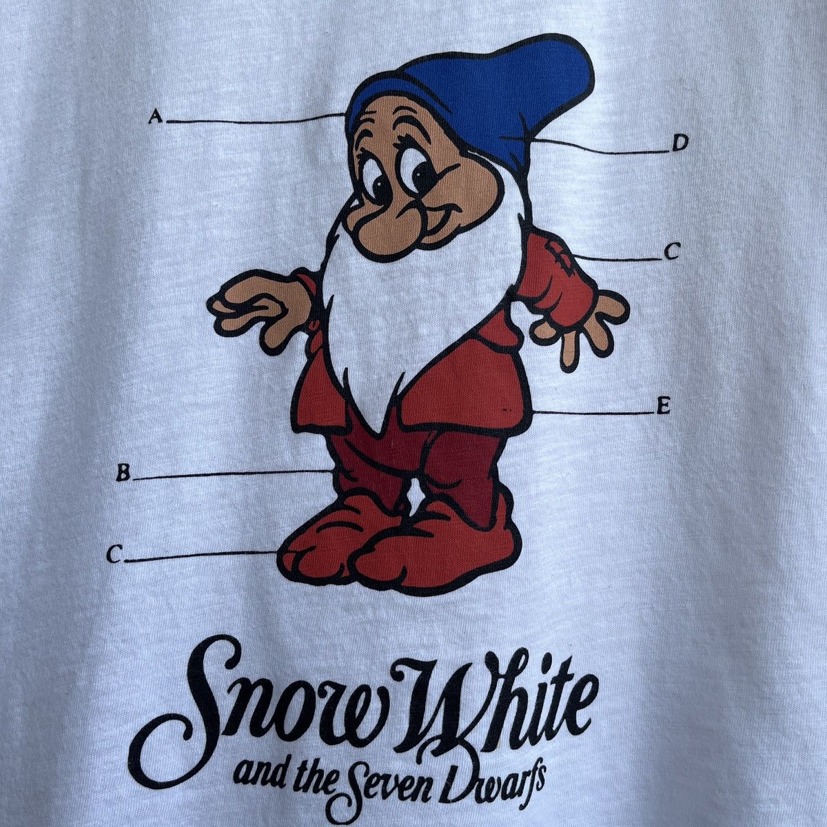 Undercover Undercover X Uniqlo Snow White and Seven Dwarfs TShirt Size US M / EU 48-50 / 2 - 10 Thumbnail