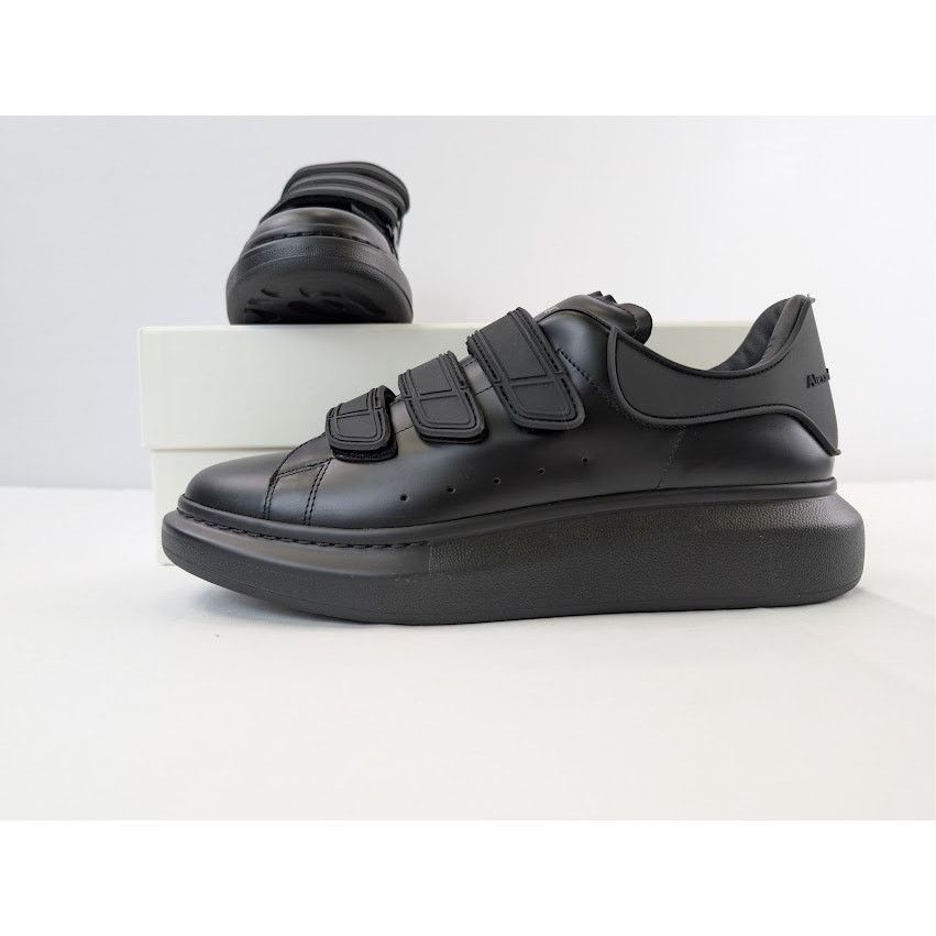 Alexander McQueen o1rshd1 Larry Oversized Triple Strap Sneaker in Black Size US 11 / EU 44 - 21 Thumbnail
