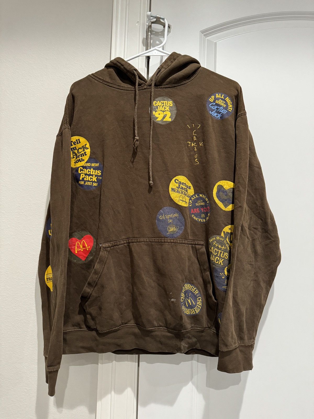 Travis Scott x McDonald's★Sticker Bombフーディ パーカー Travis Scott x Mcdonald's Sticker Bomb Hoodie Xl | Depop
