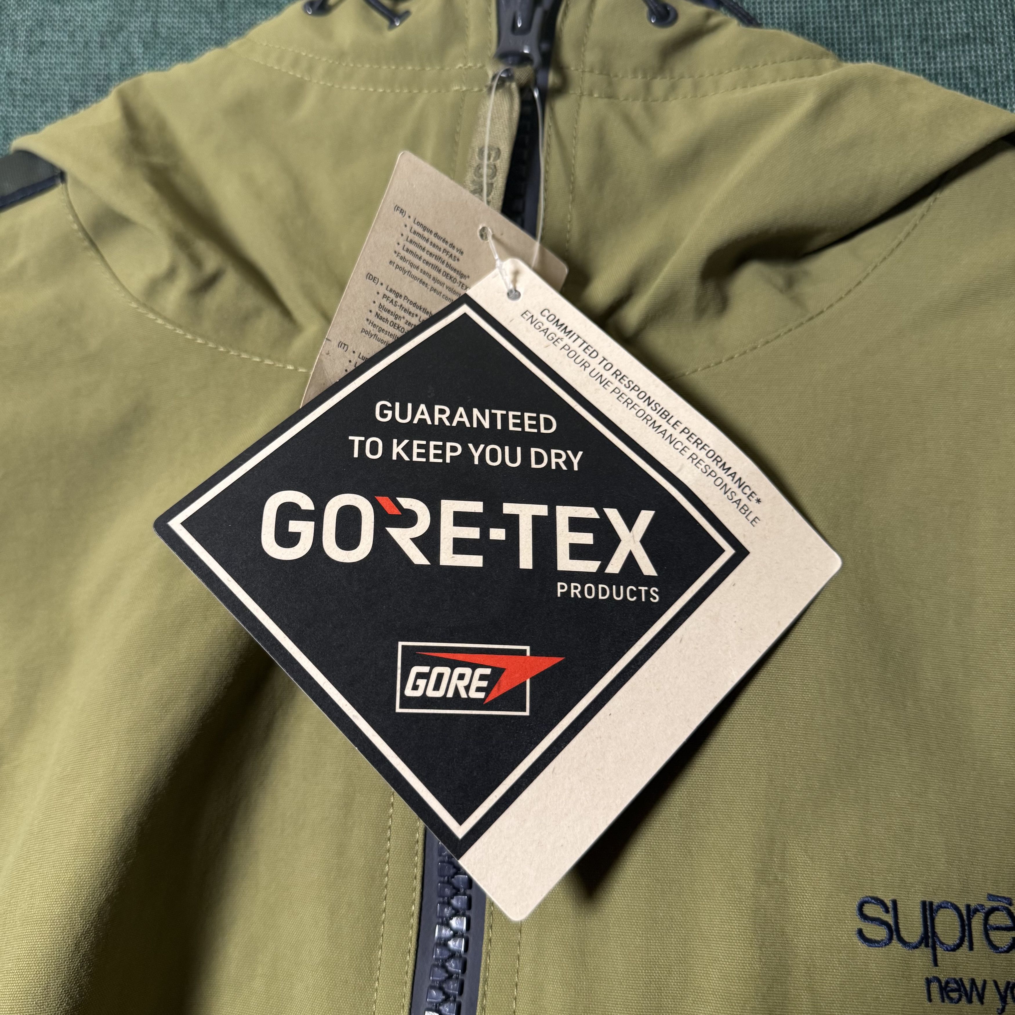 Supreme Supreme x Goretex Striped Hooded Jacket Size US L / EU 52-54 / 3 - 4 Thumbnail