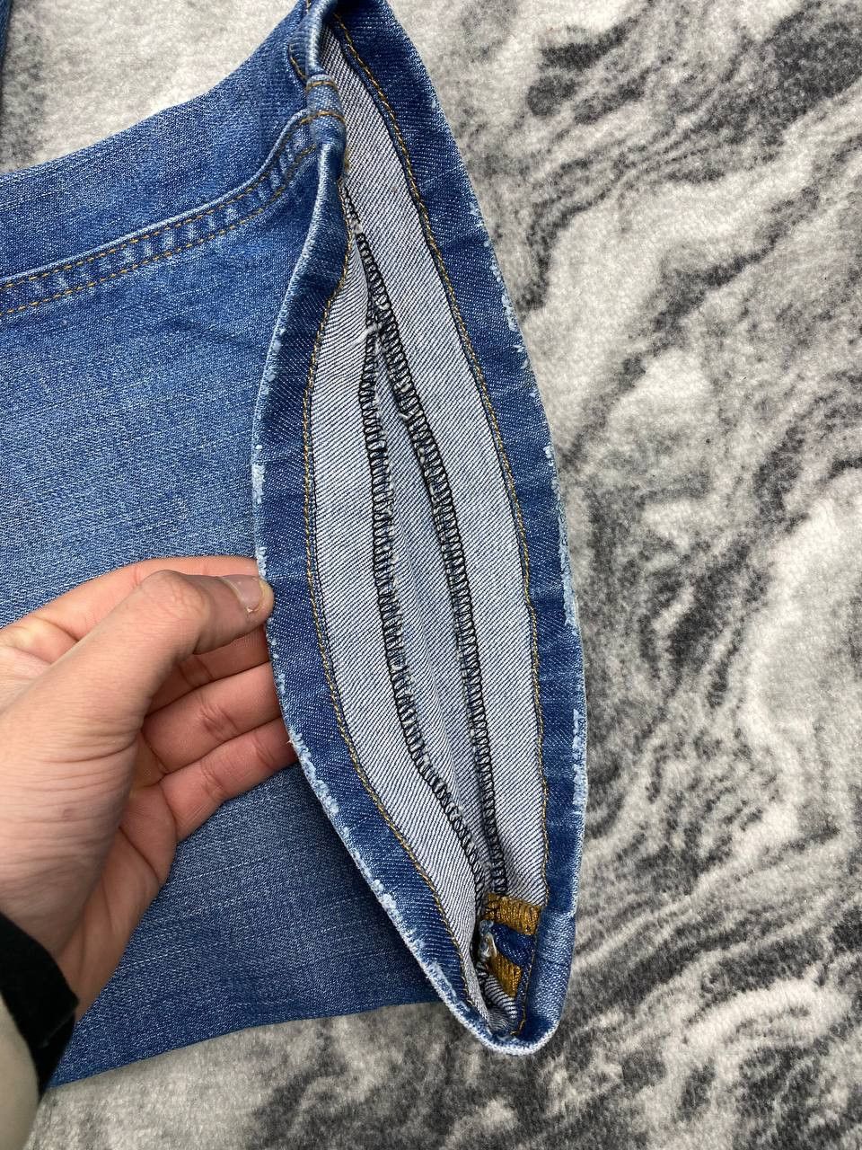 Dolce & Gabbana Vintage Dolce Gabbana Metal Logo Flared Jeans Denim Size 27" / US 4 / IT 40 - 13 Thumbnail