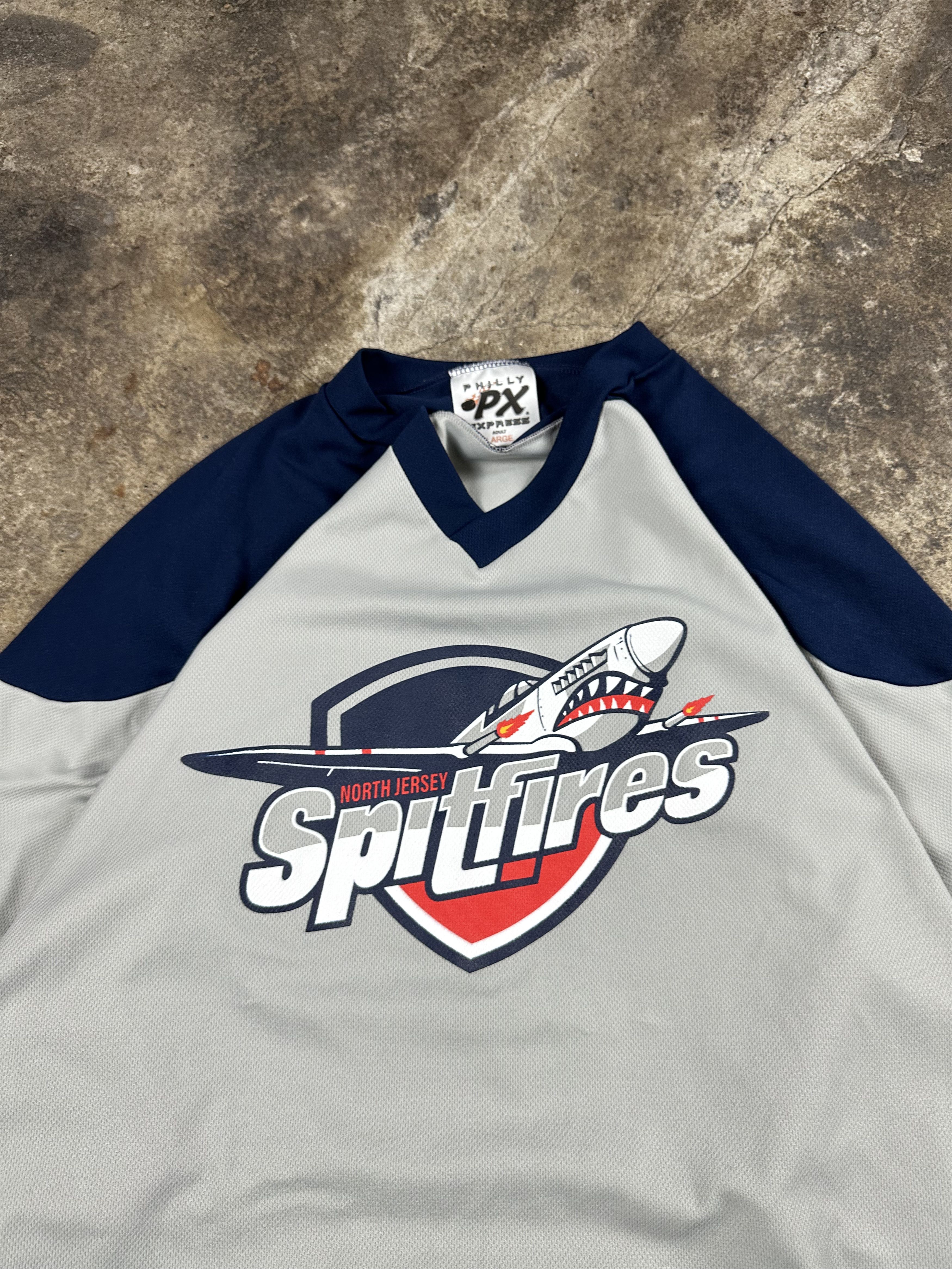 NHL 90s Vintage Windsor Spitfires Hockey Jersey Size US L / EU 52-54 / 3 - 2 Thumbnail