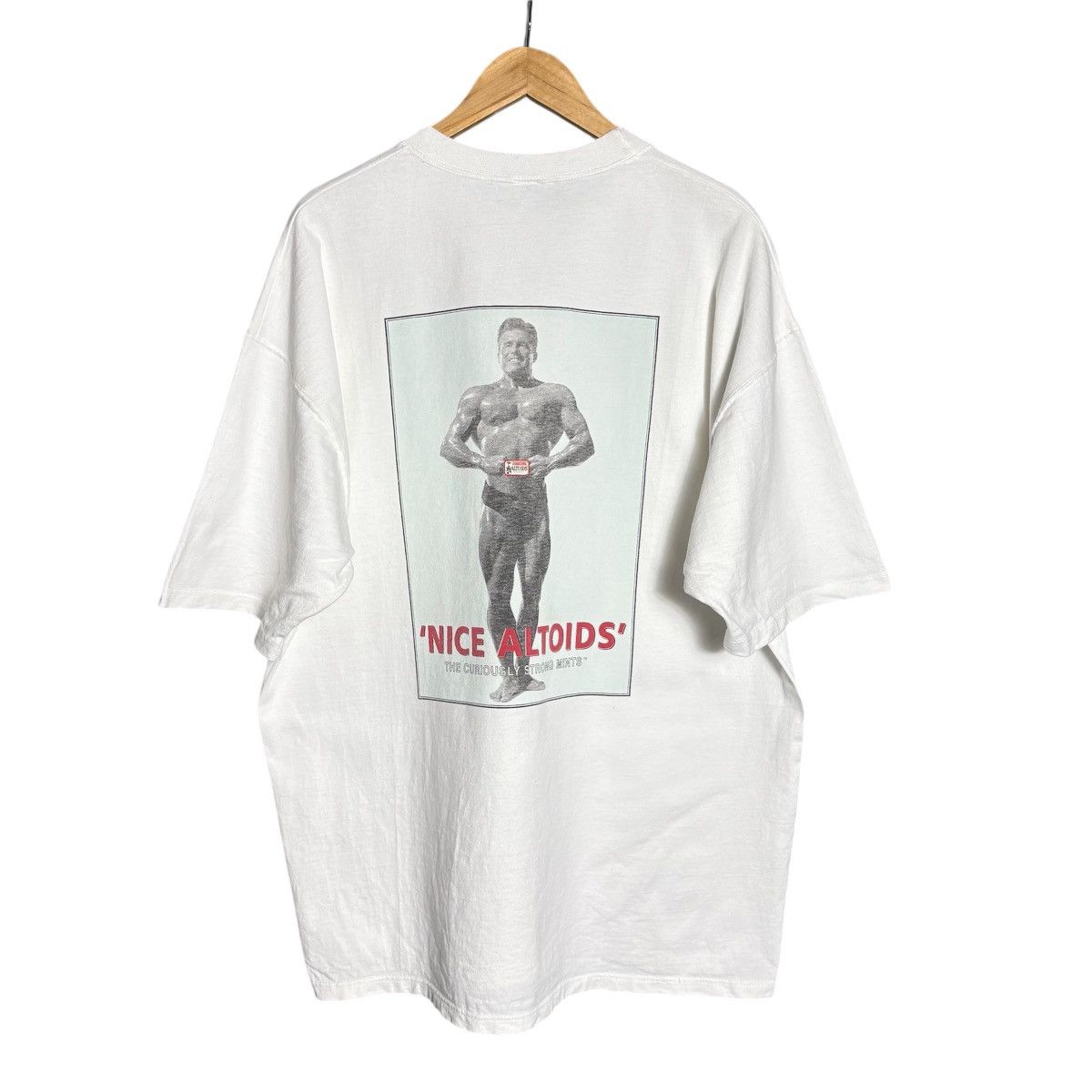 Vintage Vintage 90s Altoids Peppermint T-Shirt Size US XL / EU 56 / 4 - 1 Thumbnail