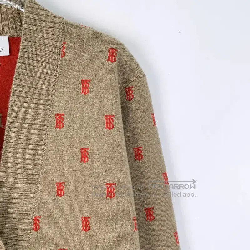 Burberry Burberry Wool Cardigan in Brown with Logo. Size L / US 10 / IT 46 - 3 Thumbnail