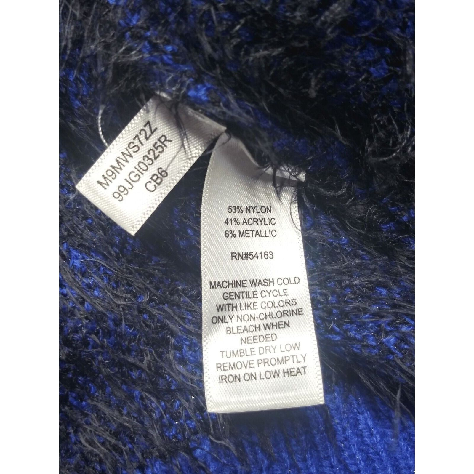 Designer Marc NY sweater pullover blue black eyelash Womens Med Size M / US 6-8 / IT 42-44 - 9 Thumbnail