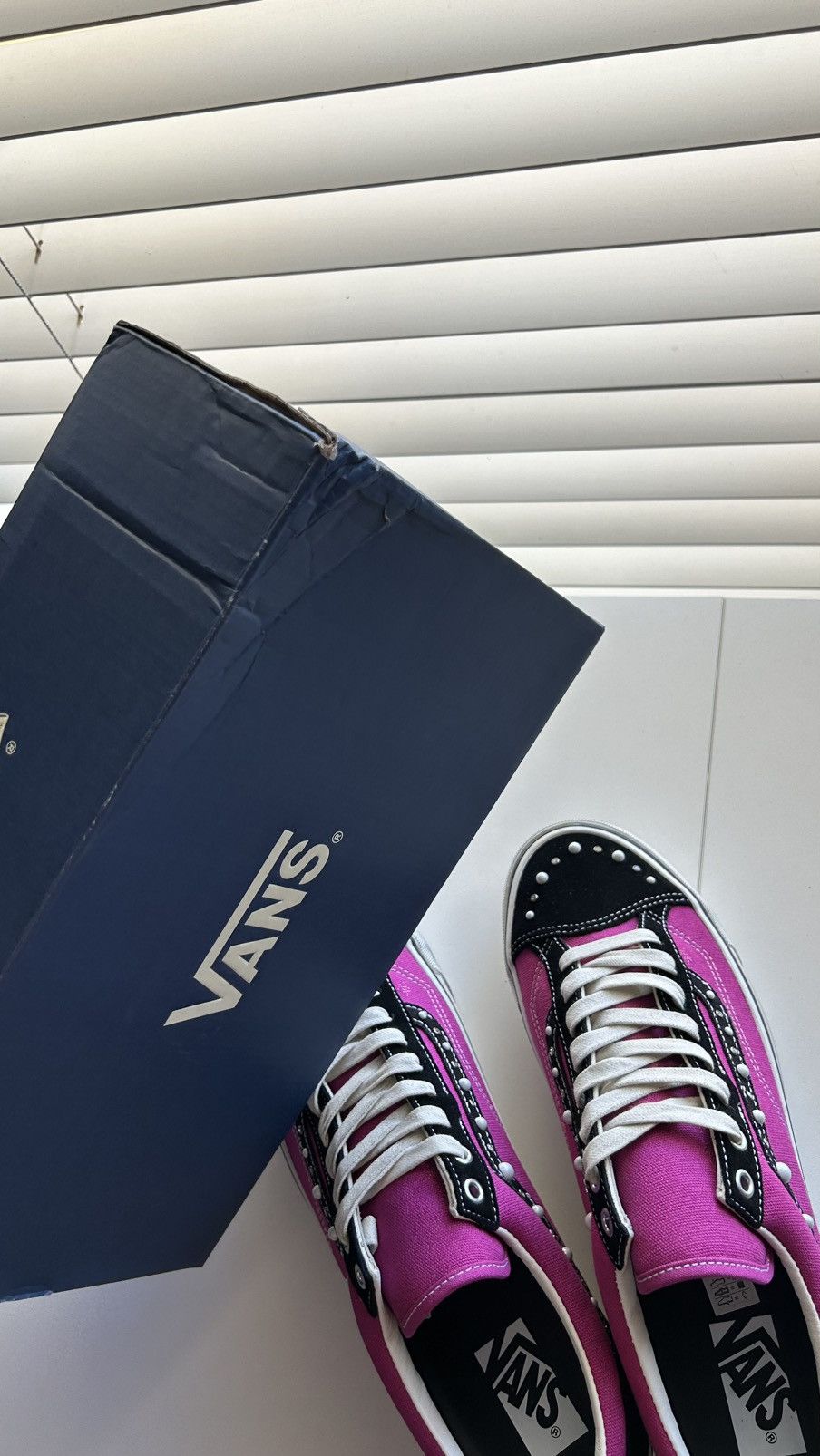 Vans Pearlized Vans Size US 12 / EU 45 - 11 Thumbnail