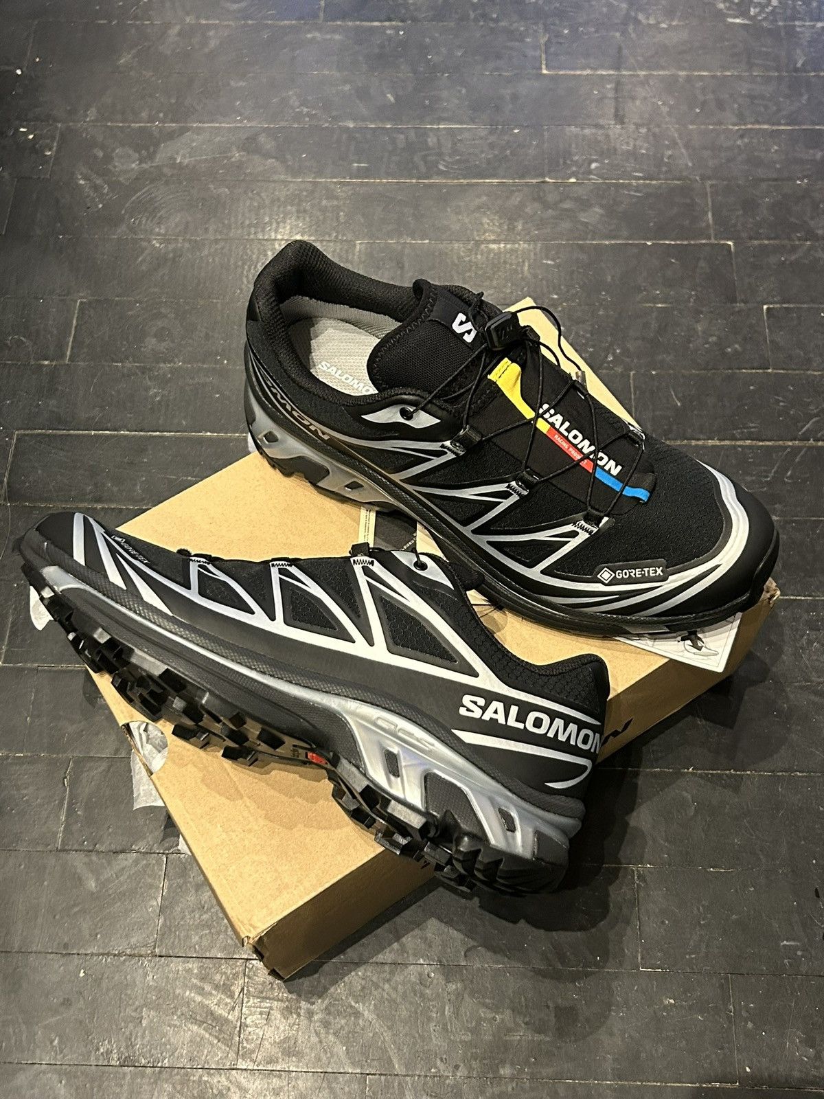 Salomon Salomon XT-6 Goretex Size US 9 / EU 42 - 1 Thumbnail