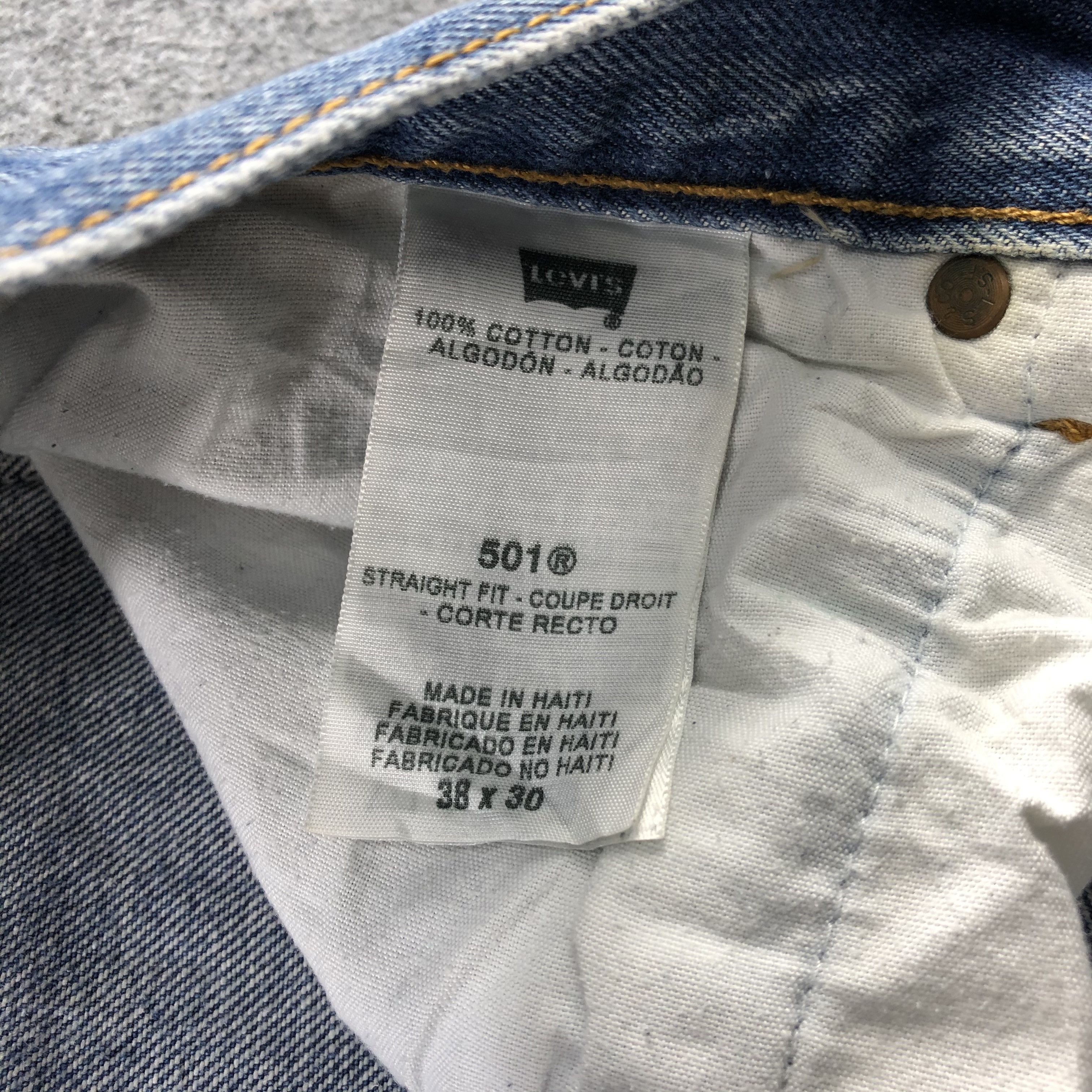 Levi's Vintage Levis Jeans Lot 501 -JM873 Size US 37 - 10 Thumbnail