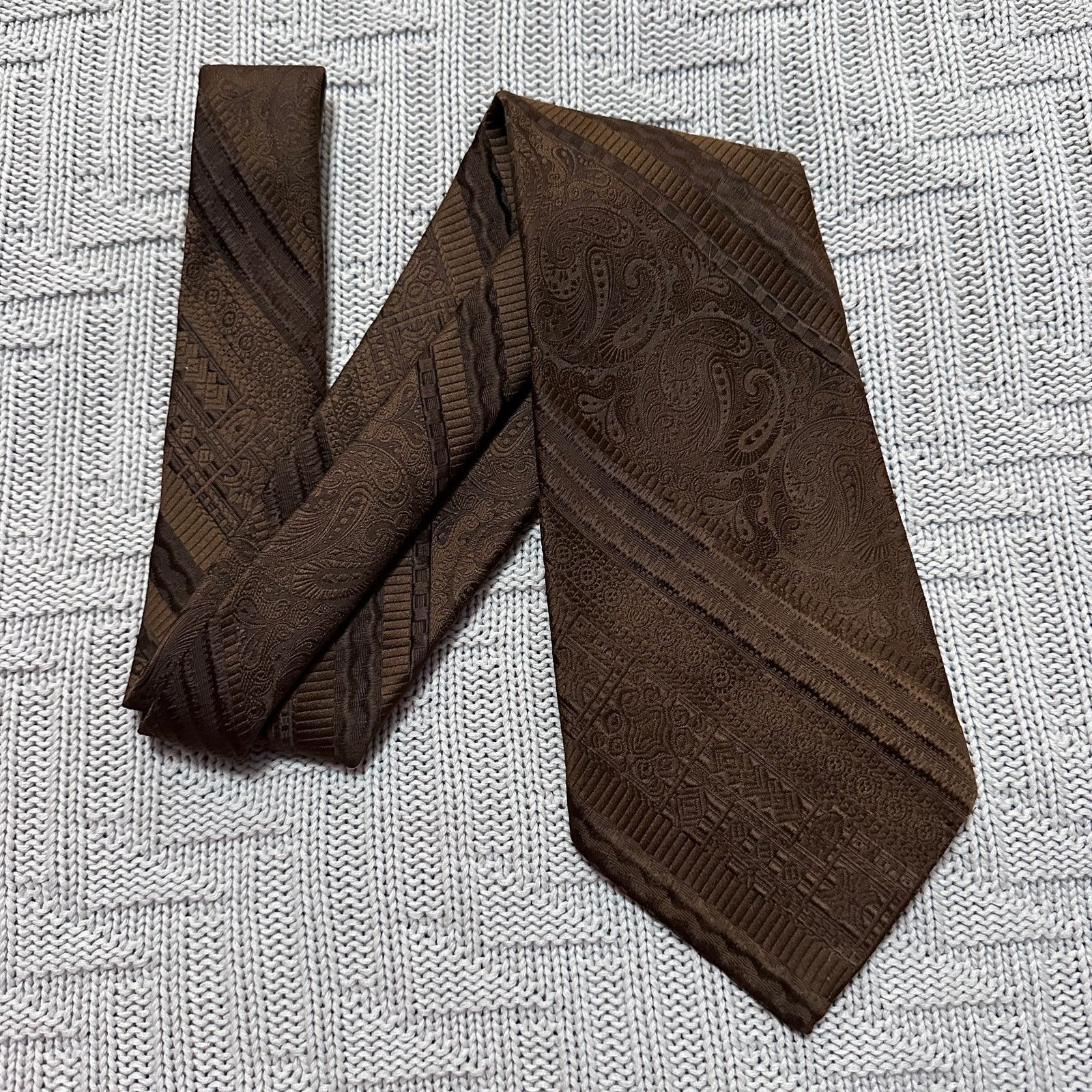 Oleg Cassini Vintage Oleg Cassini brown monotone paisley men's tie Size ONE SIZE - 1 Thumbnail