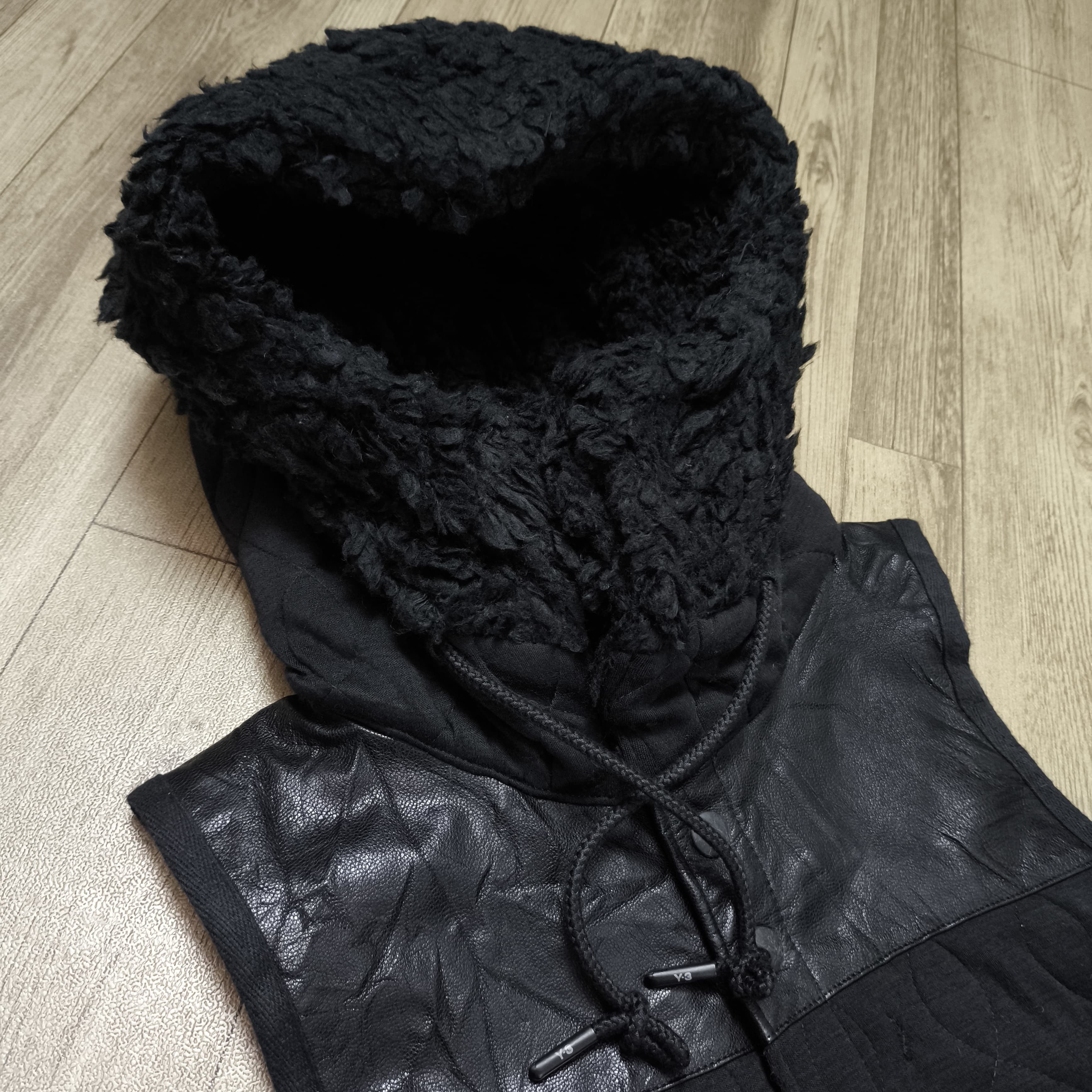 Yohji Yamamoto Y-3 Yohji Yamamoto Quilted Gilet Black Size US S / EU 44-46 / 1 - 4 Thumbnail