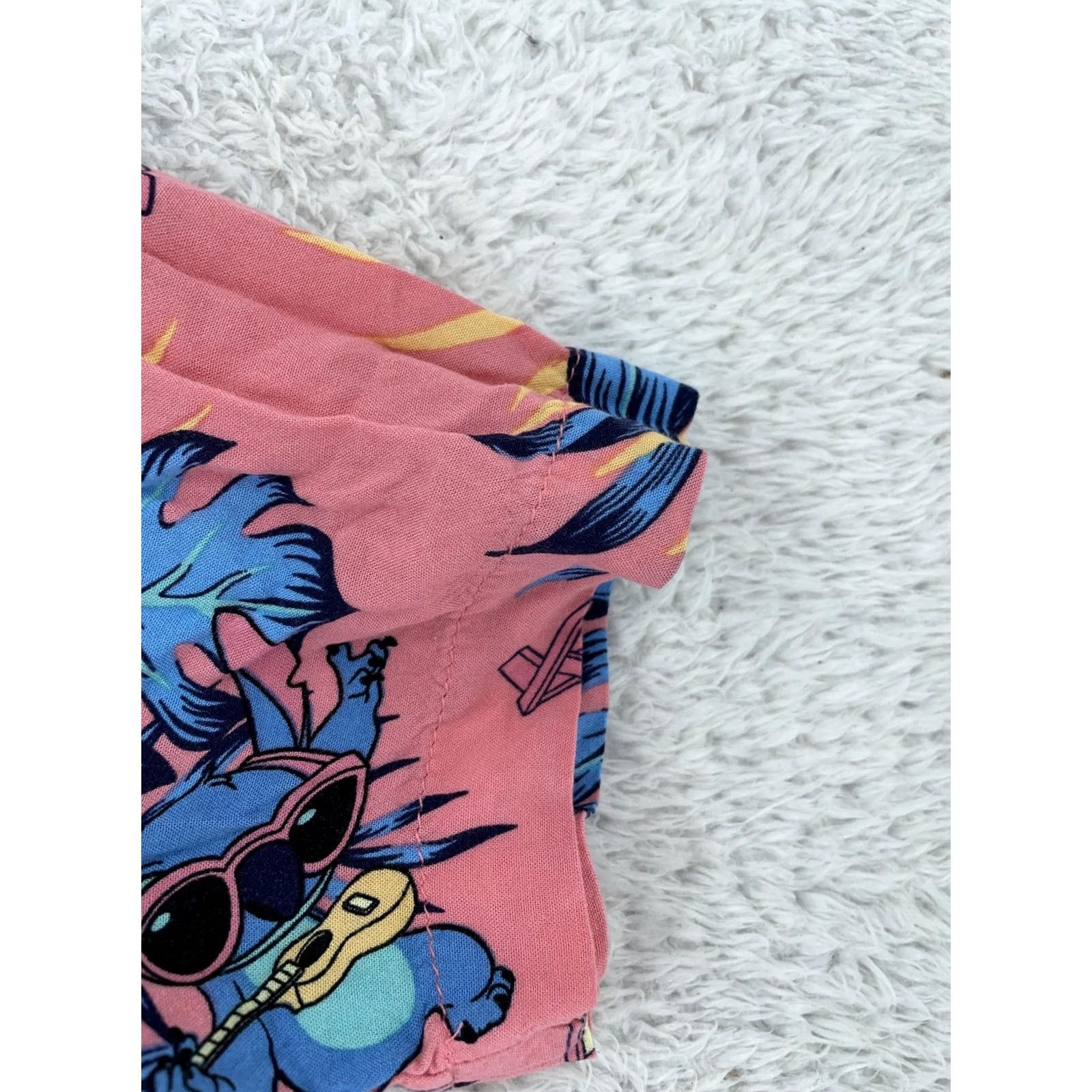 Disney Disney Stitch Rayon Hawaiian Shirt Mens S Pink Aloha Short Sleeve Button Up Size US S / EU 44-46 / 1 - 4 Thumbnail