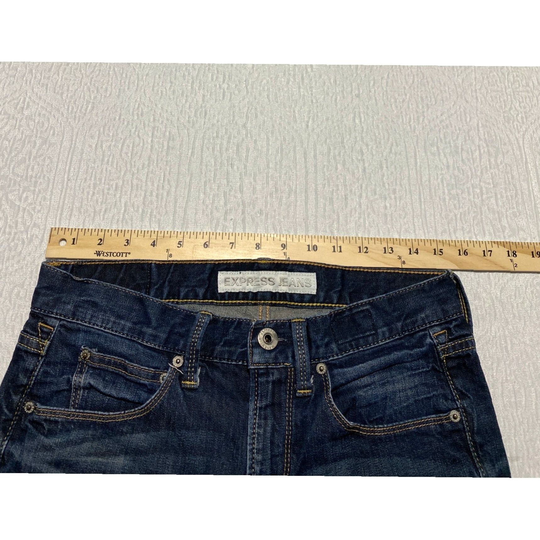 Express VINTAGE is not applicable; use Express Alec Jeans Skinny Men 28x30 Blue Denim Dark Wash Stretch 5-Pocket City Modern Fashion Jeans Mens Size US 28 / EU 44 - 6 Thumbnail