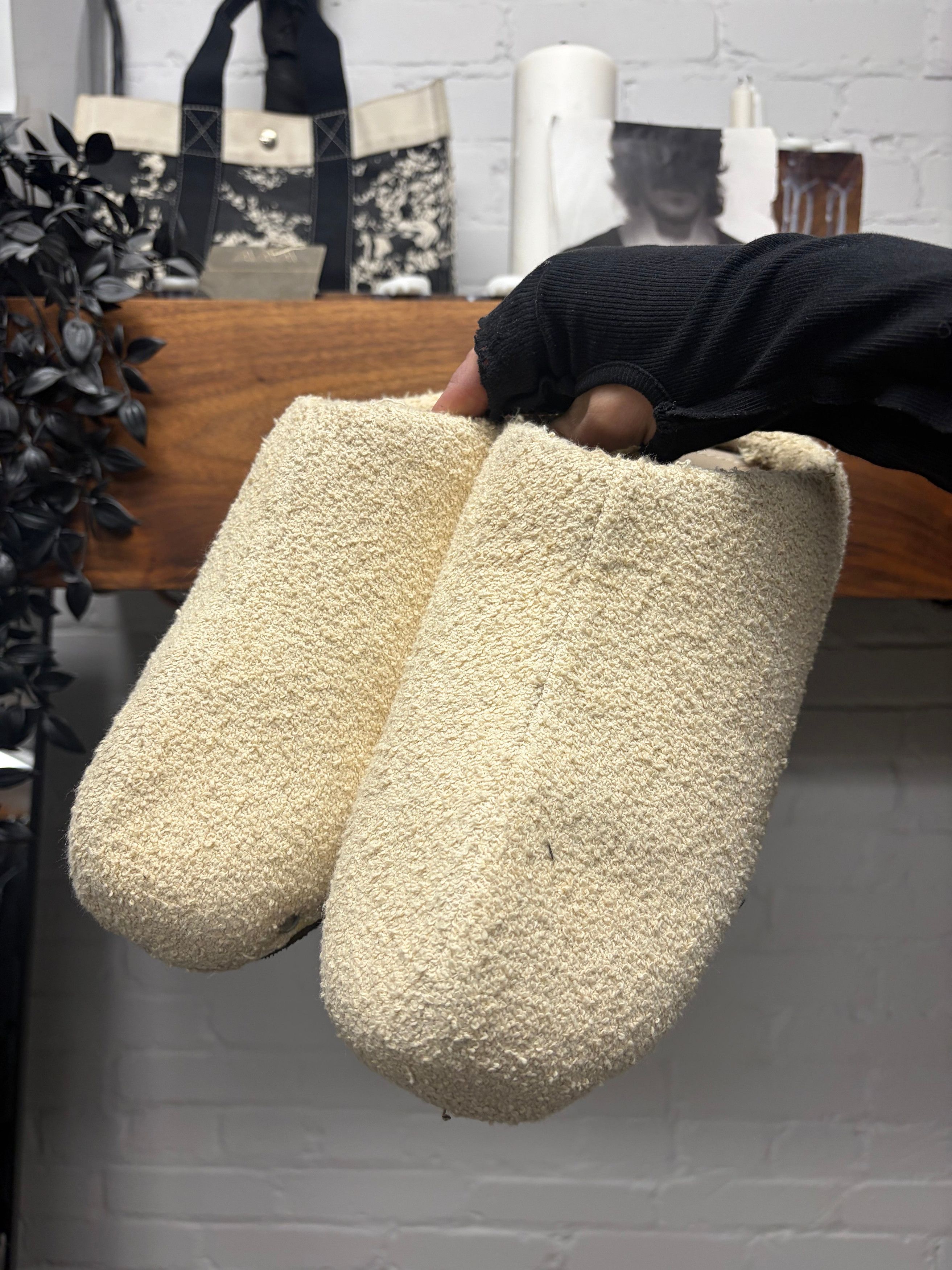 Acne Studios Acne Studios Terry Cloth ‘Shearling’ Mules Size US 9 / EU 42 - 3 Thumbnail